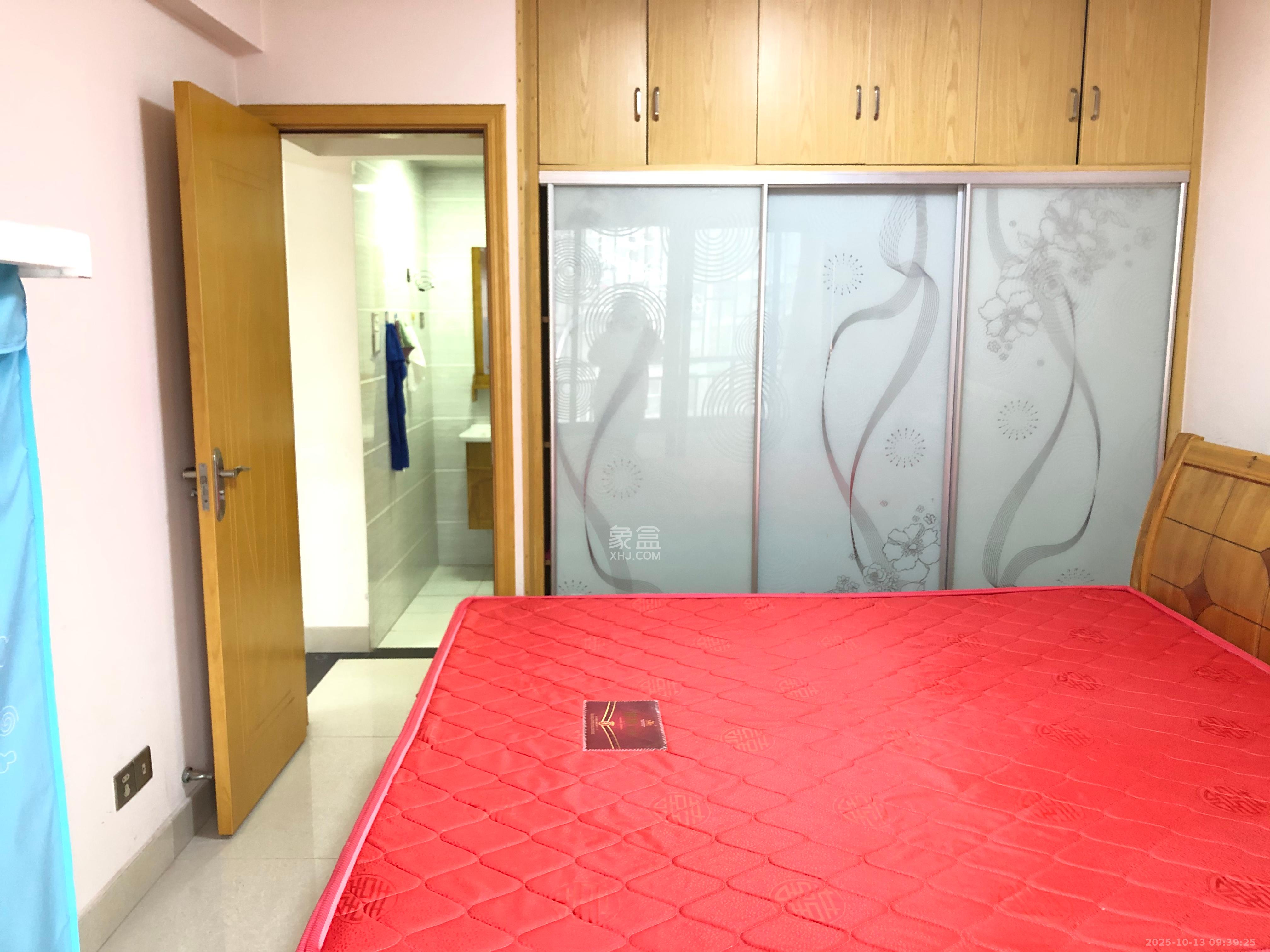 上峰苑（兰亭玥岛）  1室1厅1卫    1700.0元/月室内图