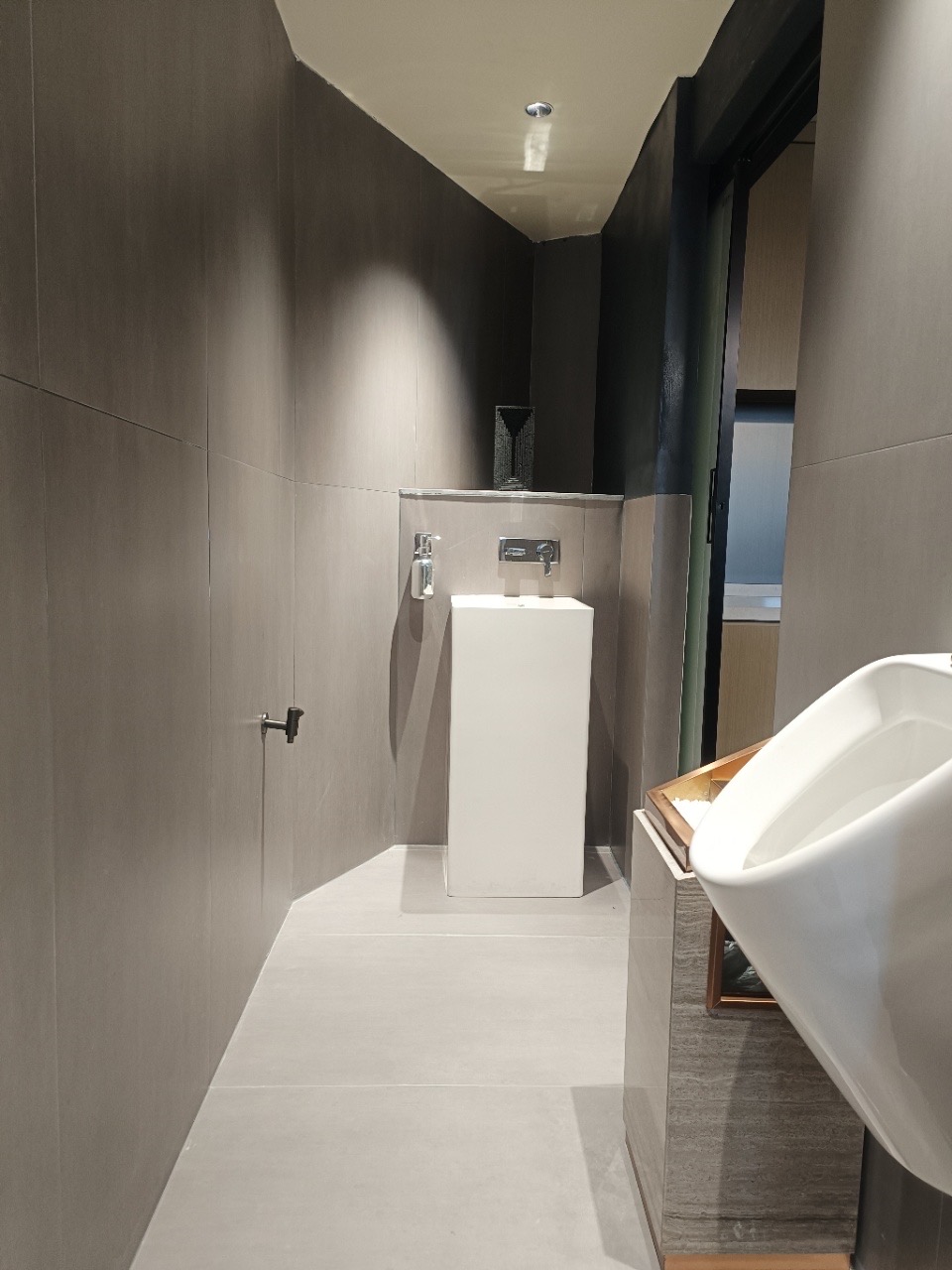 金城SOHO（海岸金城金城国际）  2室2厅1卫    123.0万客厅