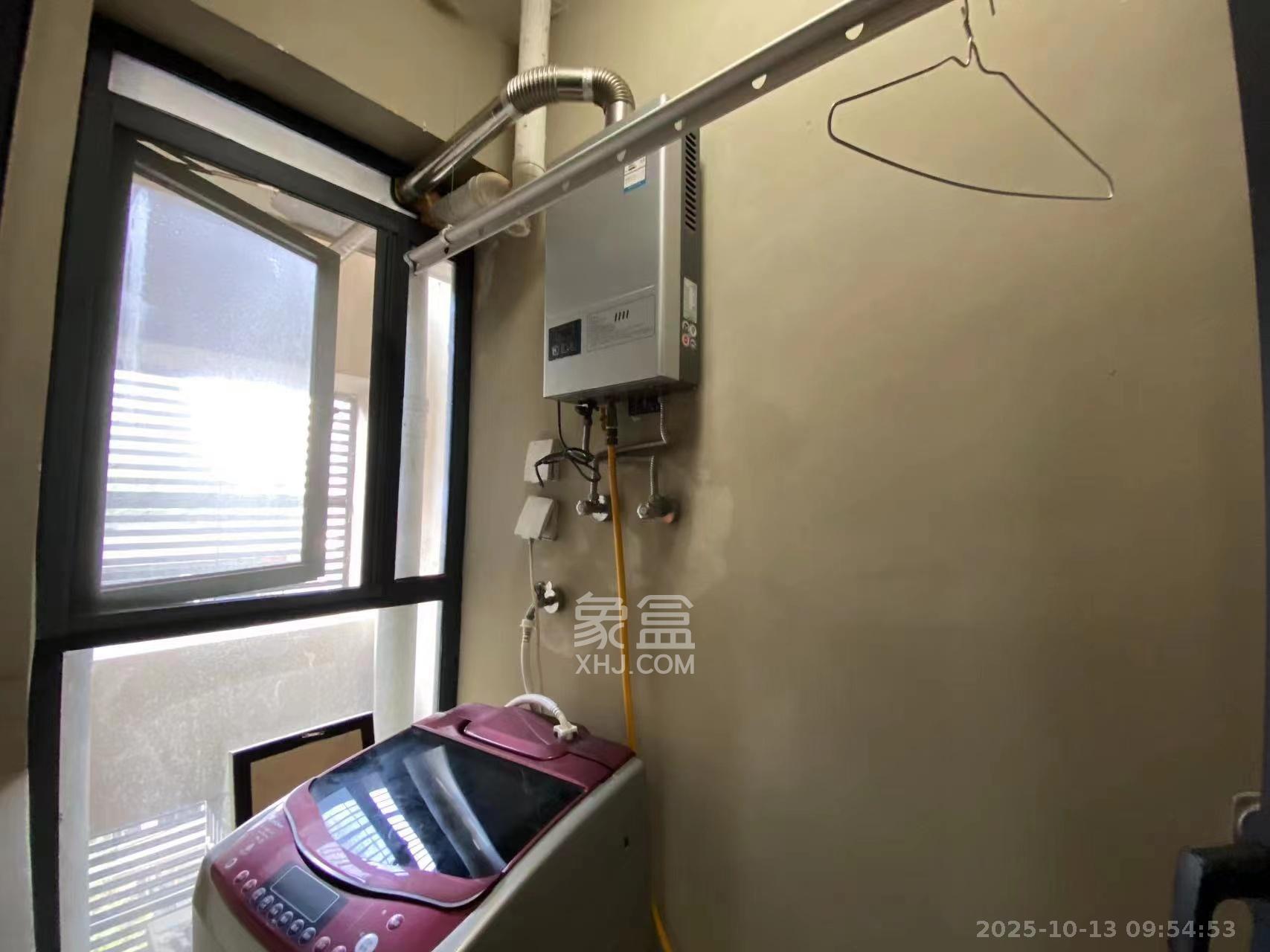 德思勤城市广场（宝格丽公寓）  1室1厅1卫    2000.0元/月