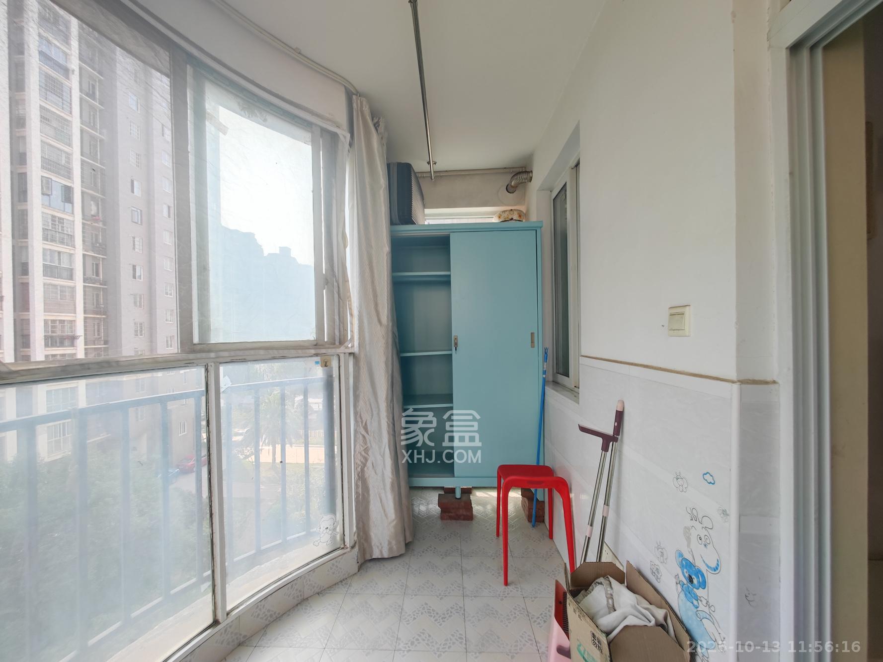 泰禹家园（彩云之翼家园一期、二期、三期）  1室1厅1卫    46.8万阳台