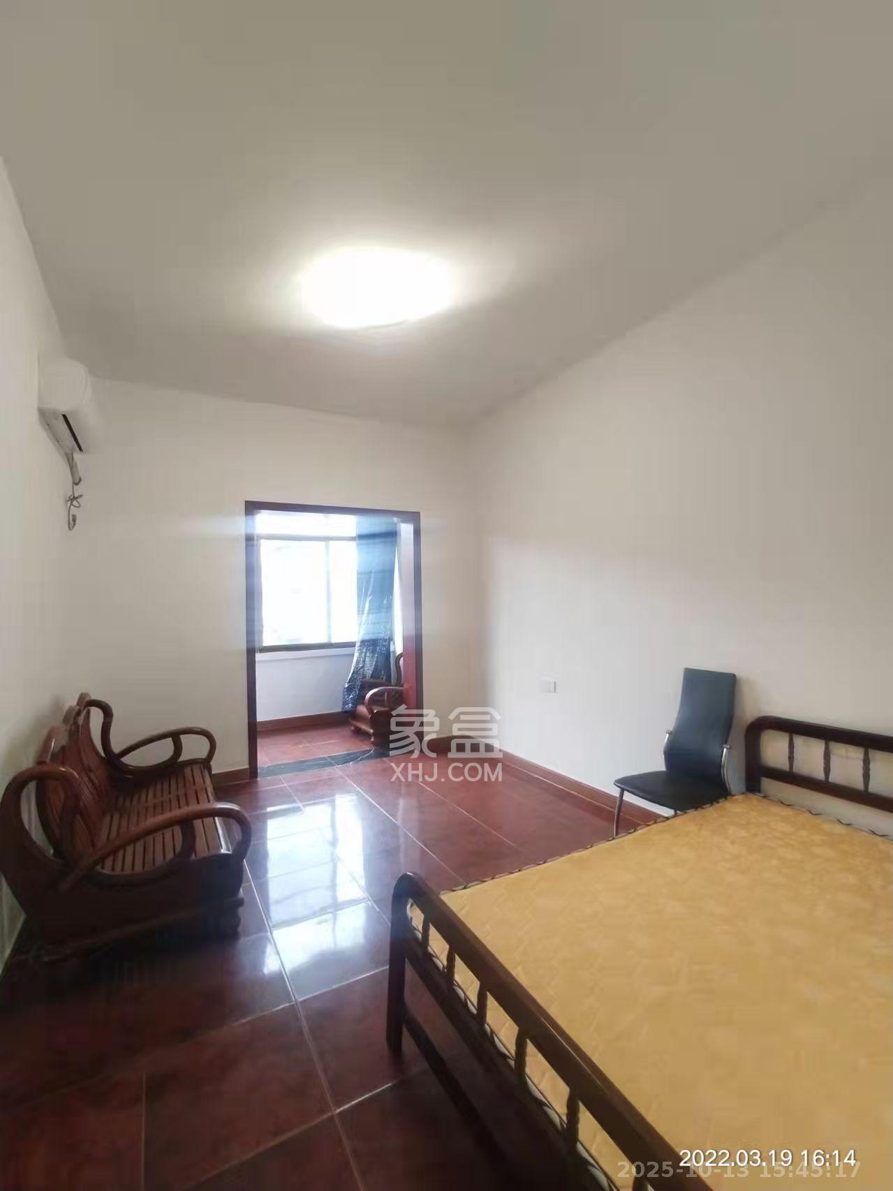 人民新村 2室1厅1卫 1600.0元/月 人民新村 2室1厅1卫 1600.0元/月室内图