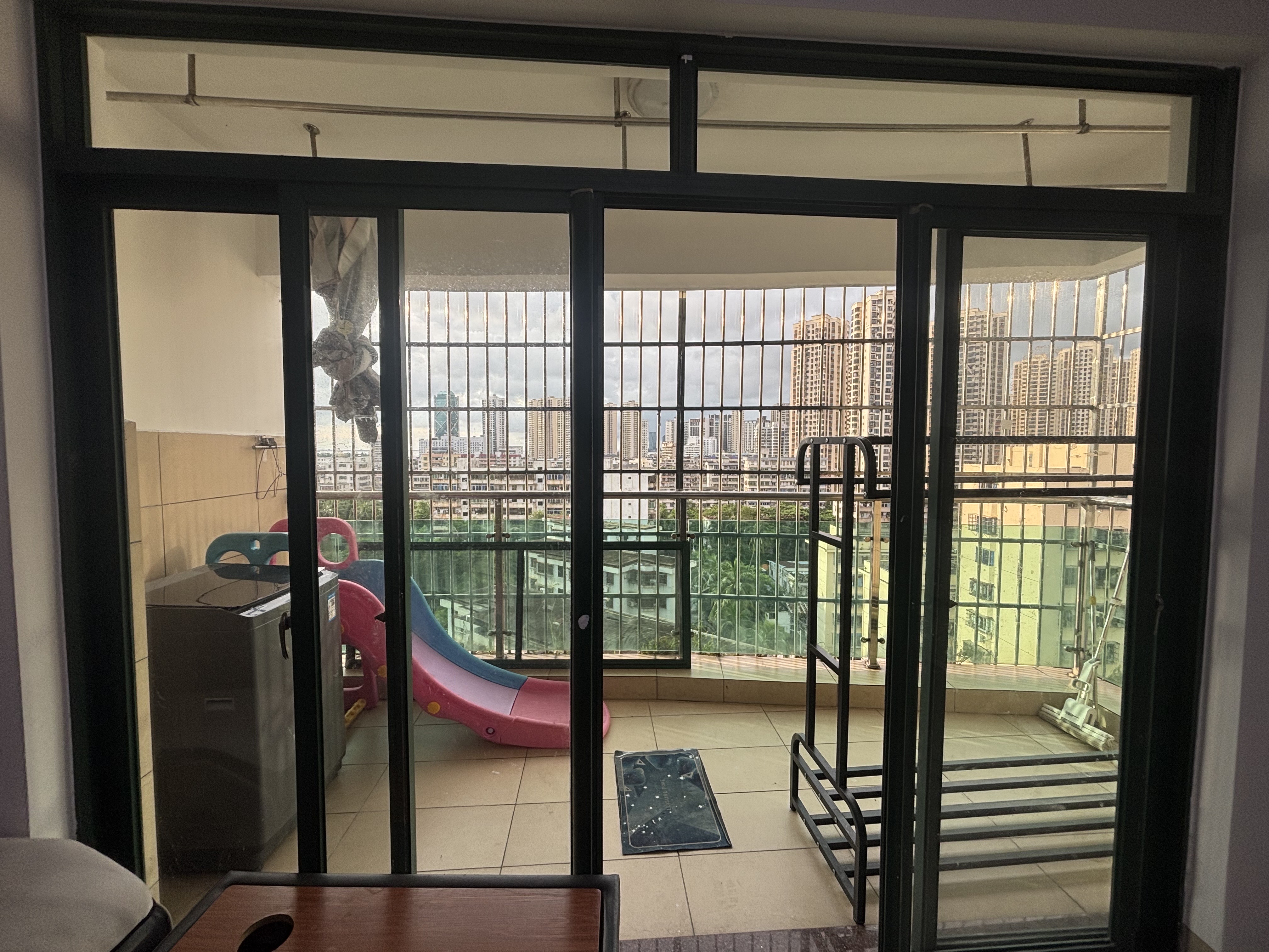 宜家居  4室2厅3卫    2800.0元/月室内图