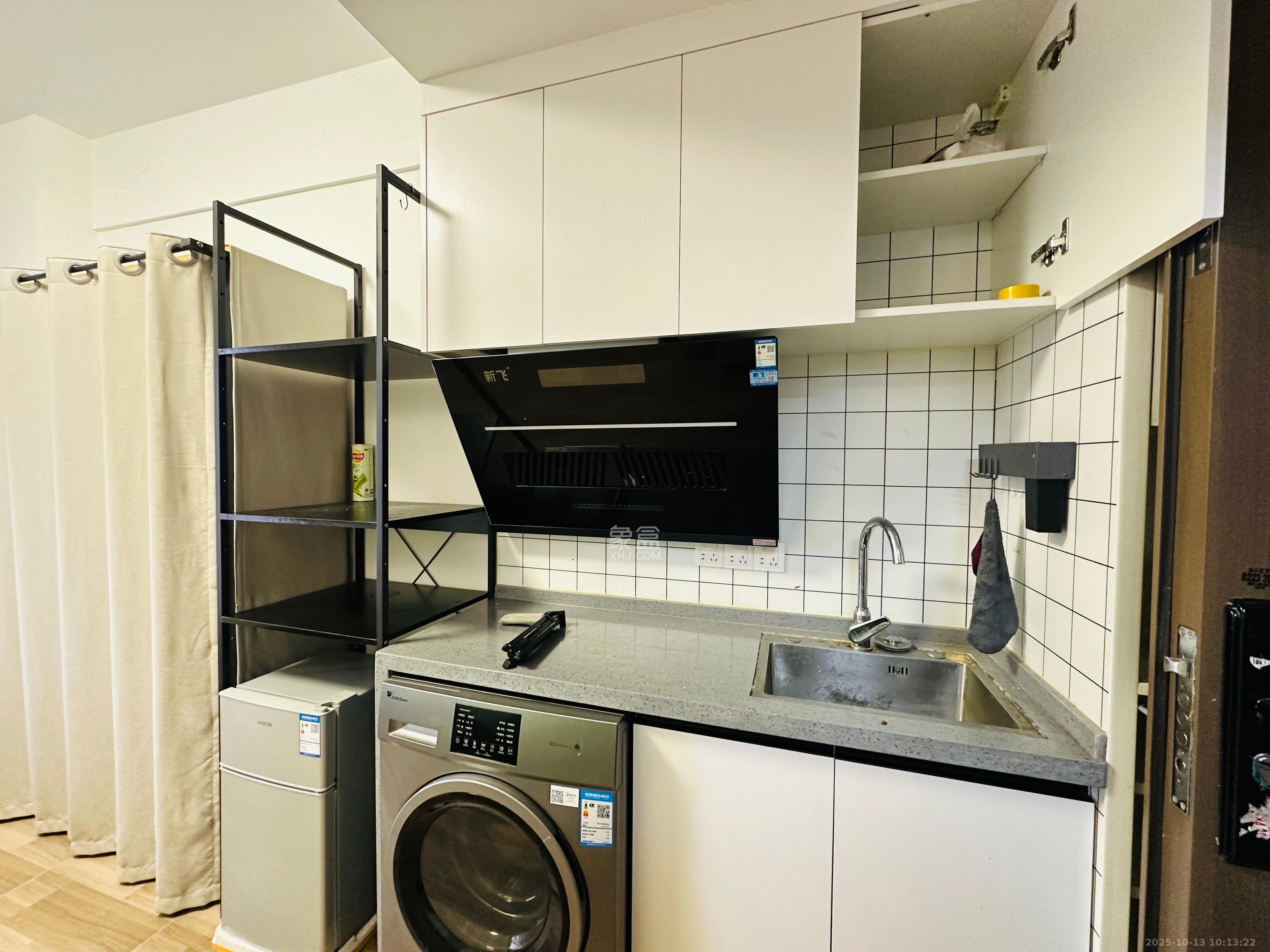 龙湖铂金岛  1室1厅1卫    1450.0元/月 龙湖铂金岛  1室1厅1卫    1450.0元/月室内图