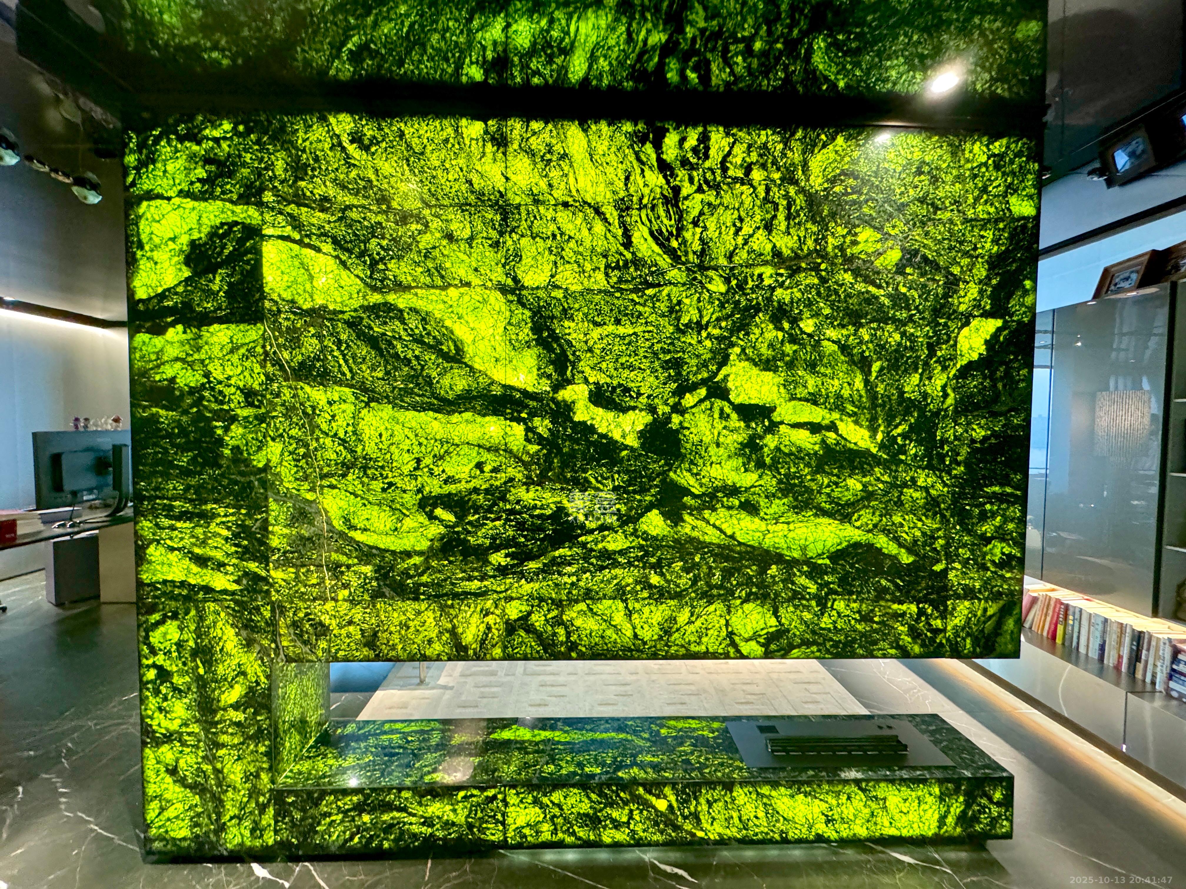 湘江颂 1室1厅1卫 13000.0元/月 湘江颂 1室1厅1卫 13000.0元/月室内图