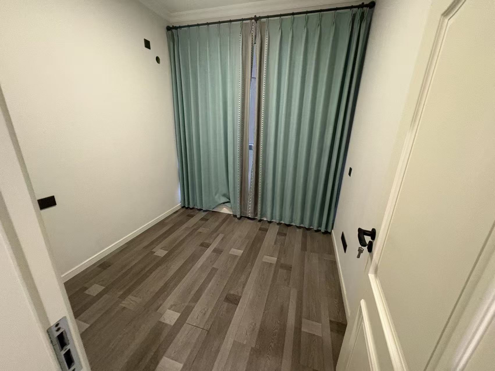 经世龙城  4室2厅2卫    83.0万室内图