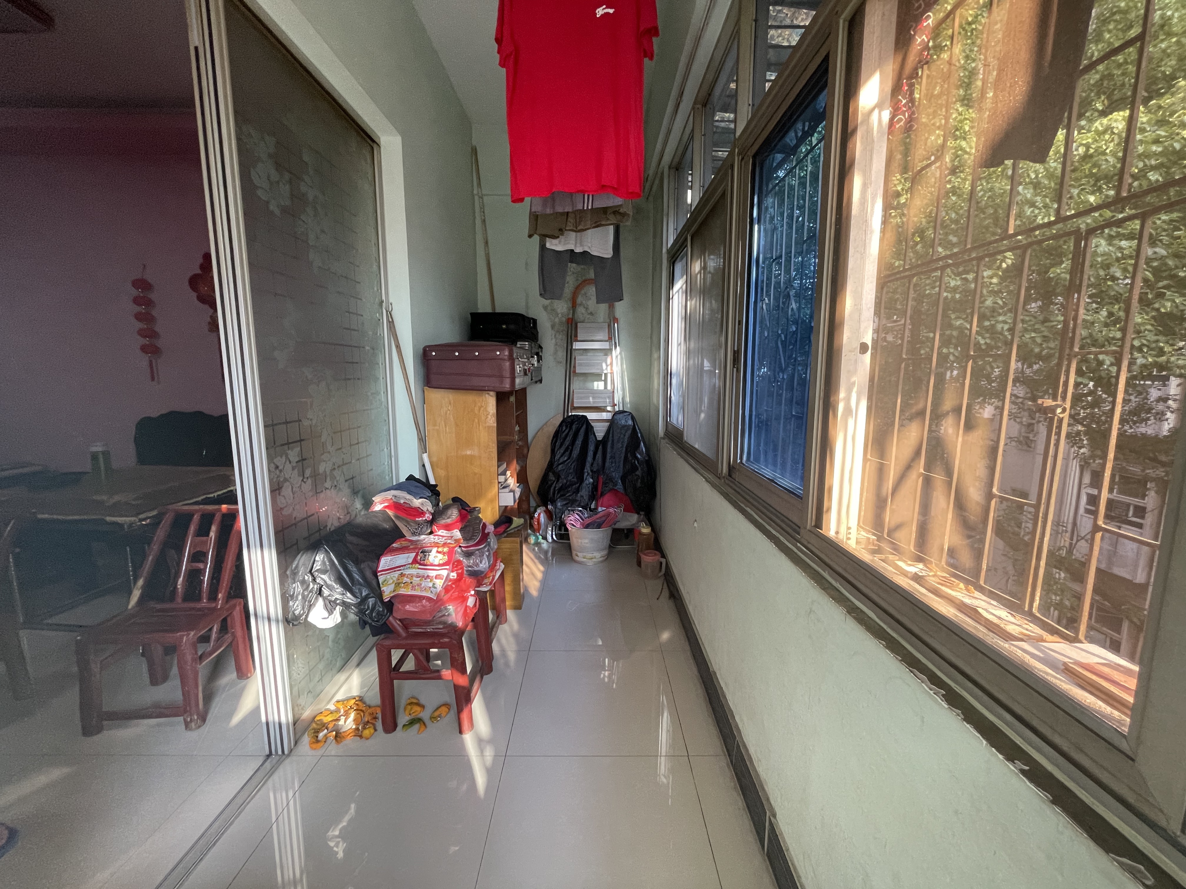 李家冲一村(杉木塘火电小区) 2室2厅1卫 30.0万 李家冲一村(杉木塘火电小区) 2室2厅1卫 30.0万室内图