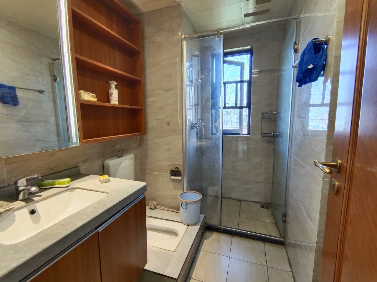 恒大华府  4室2厅2卫    120.0万室内图