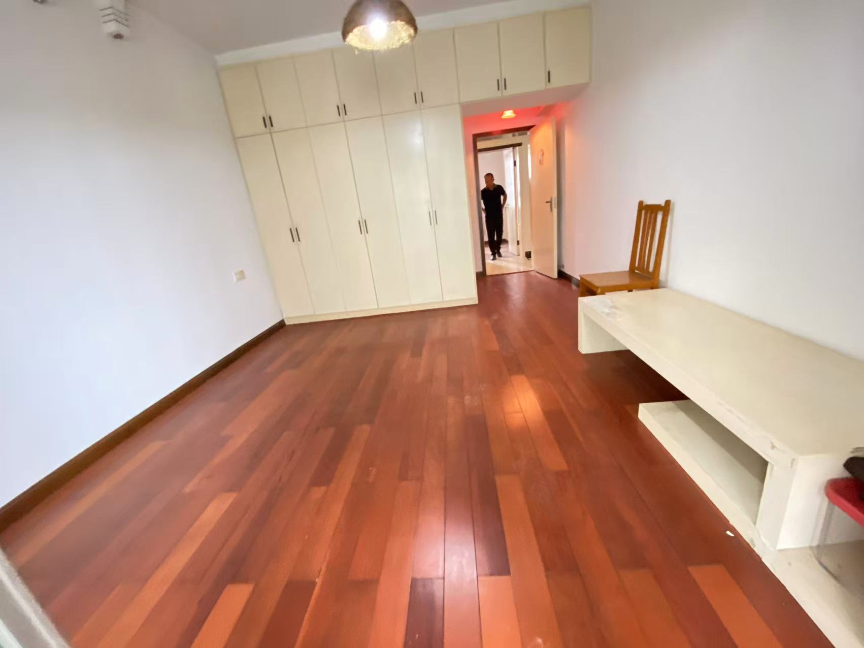 开元三村  3室2厅2卫    39.8万室内图
