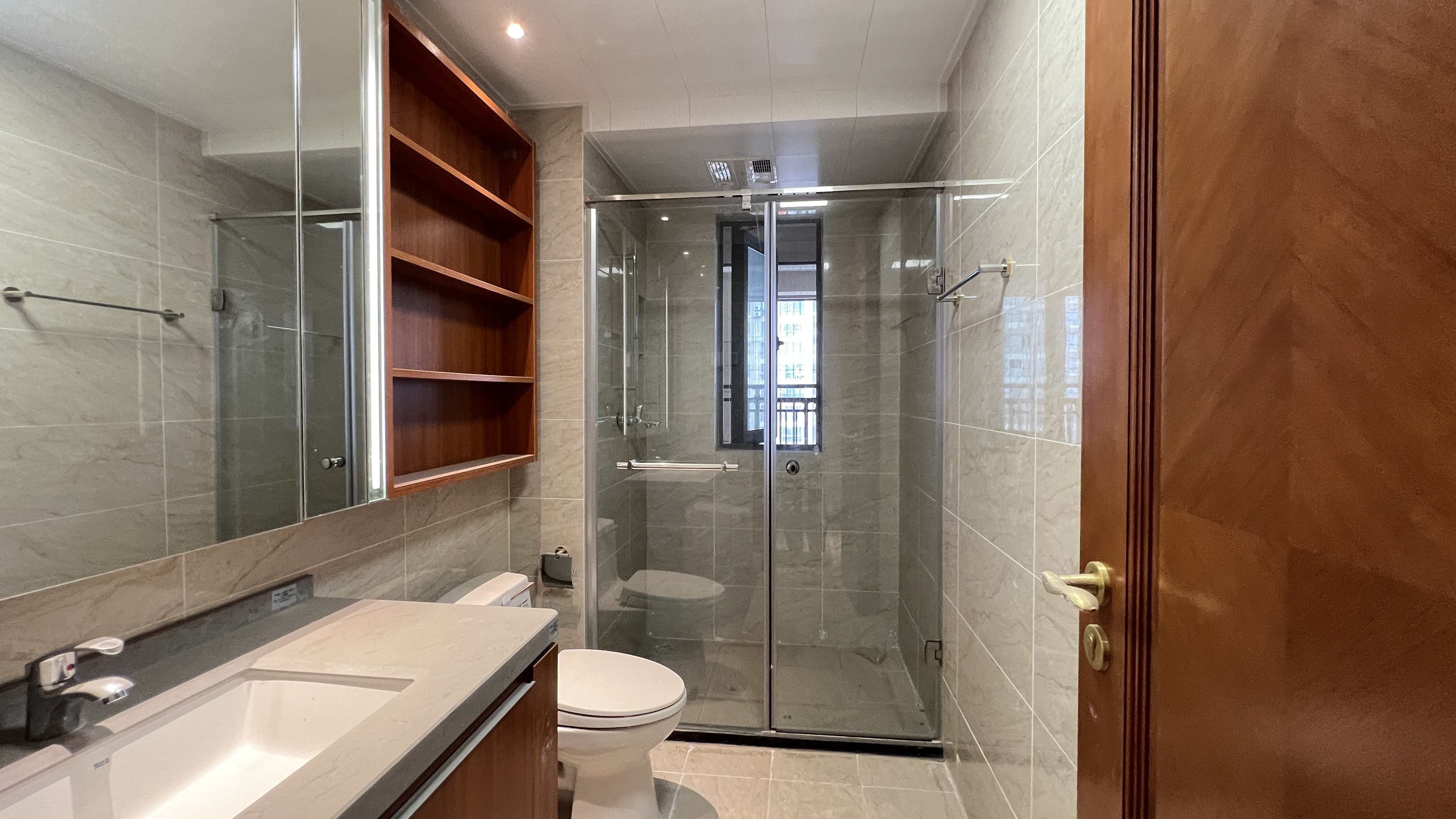 恒大华府 3室2厅2卫 82.8万 恒大华府 3室2厅2卫 82.8万室内图