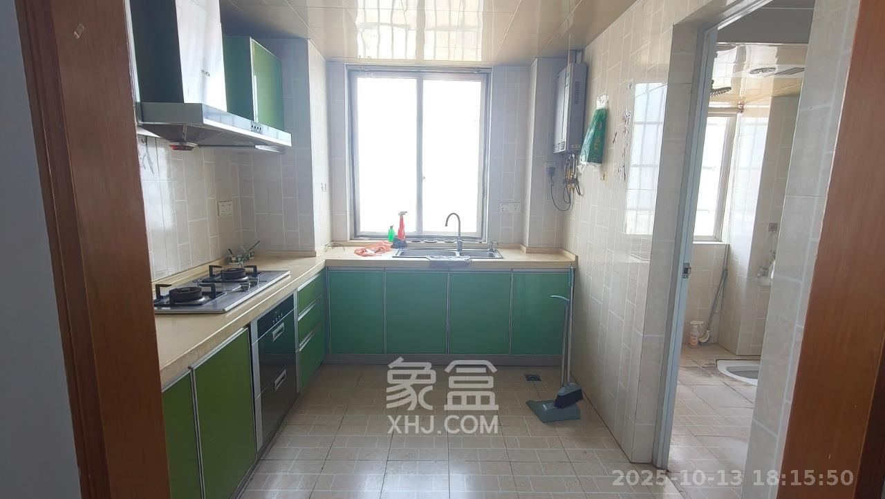 圣力华苑 2室2厅1卫 1500.0元/月 圣力华苑 2室2厅1卫 1500.0元/月室内图