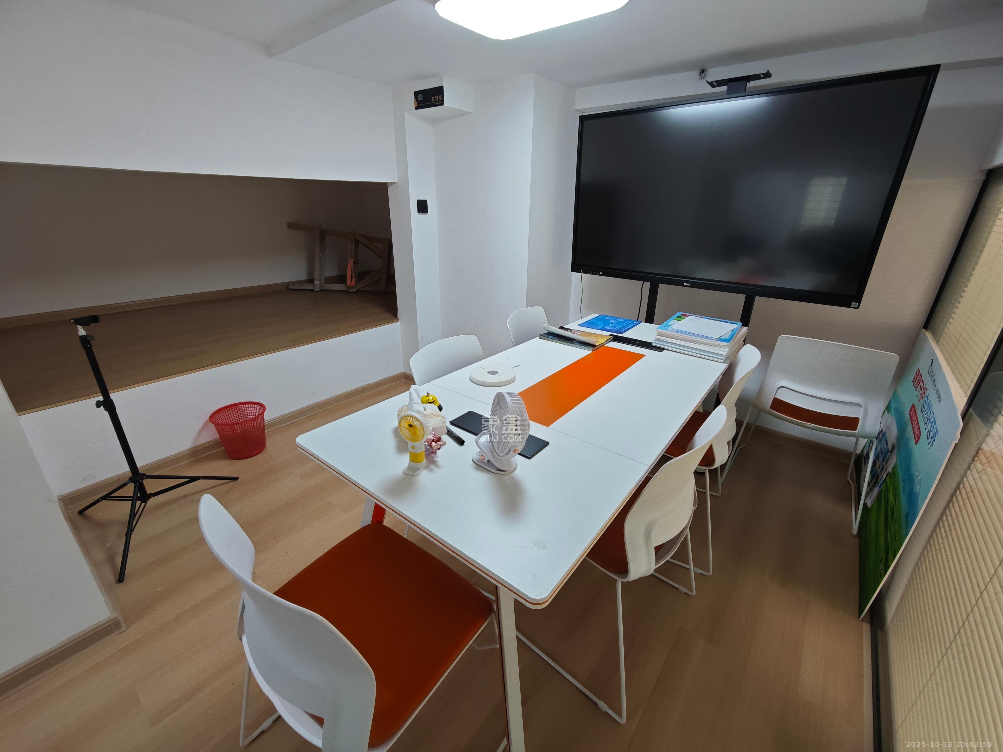 中海阅溪府  2室1厅1卫    4800.0元/月 中海阅溪府  2室1厅1卫    4800.0元/月室内图