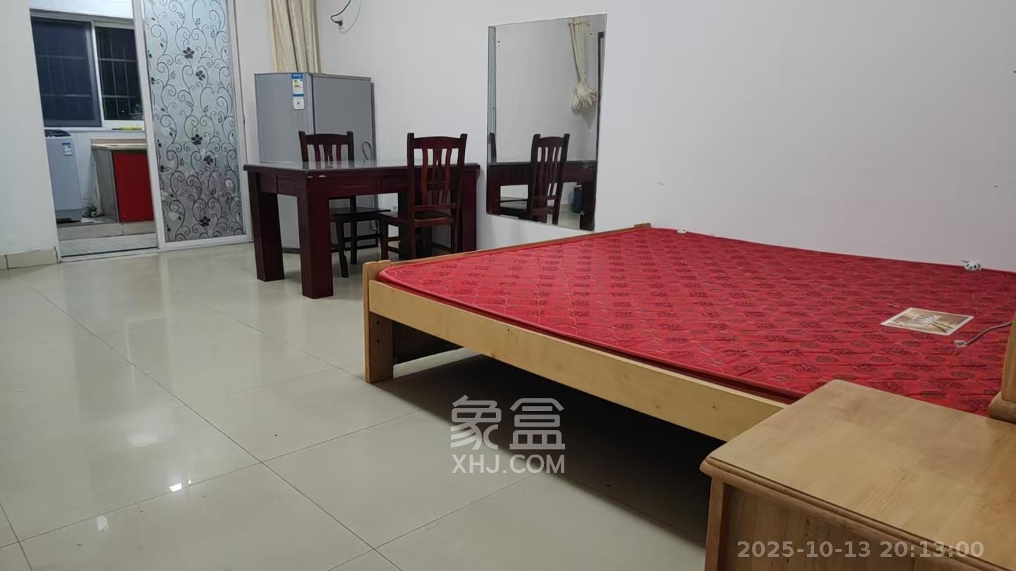 创业乐园  1室0厅0卫    800.0元/月