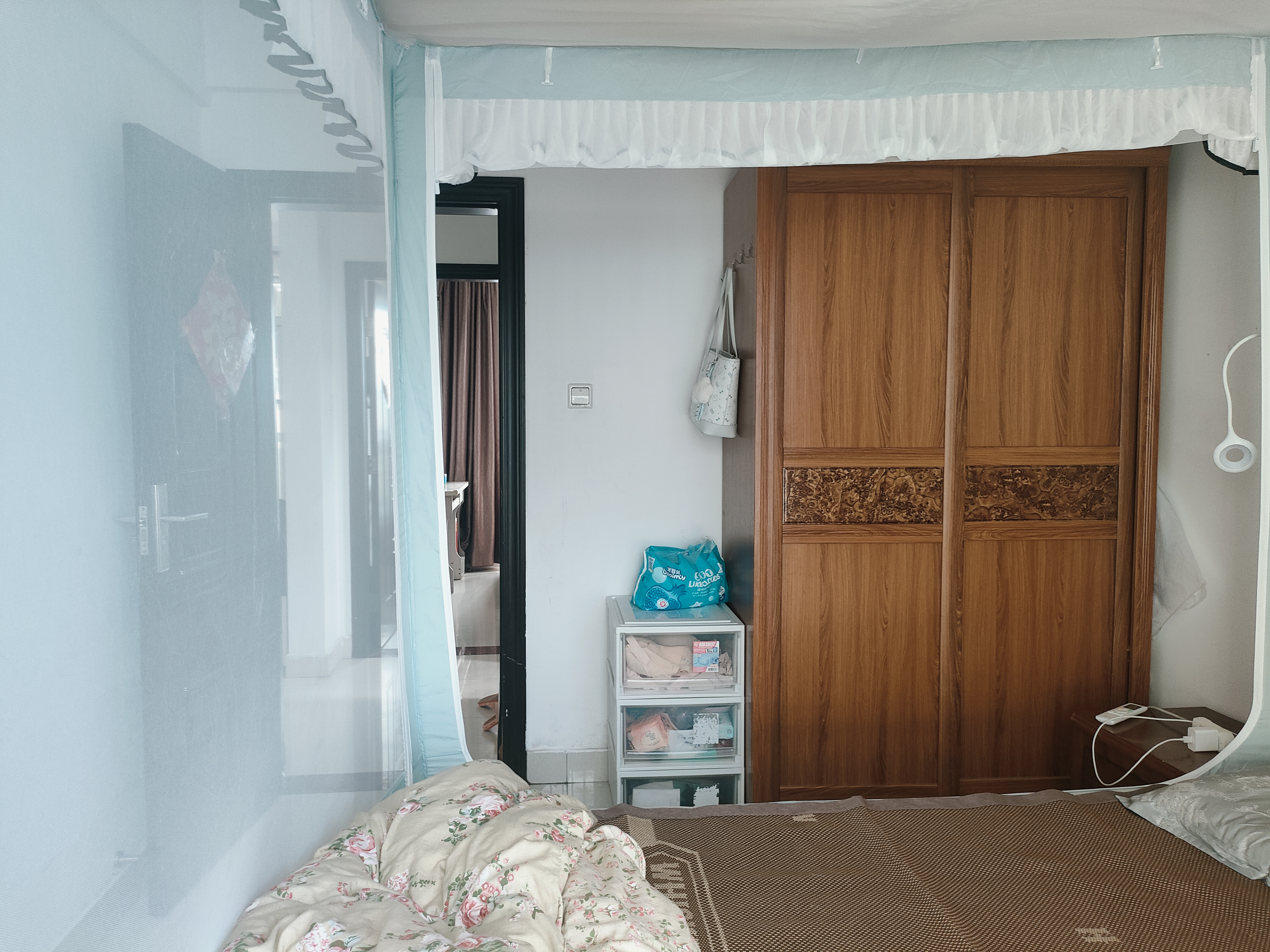 汇锦名城 2室2厅1卫 90.0万 汇锦名城 2室2厅1卫 90.0万客厅