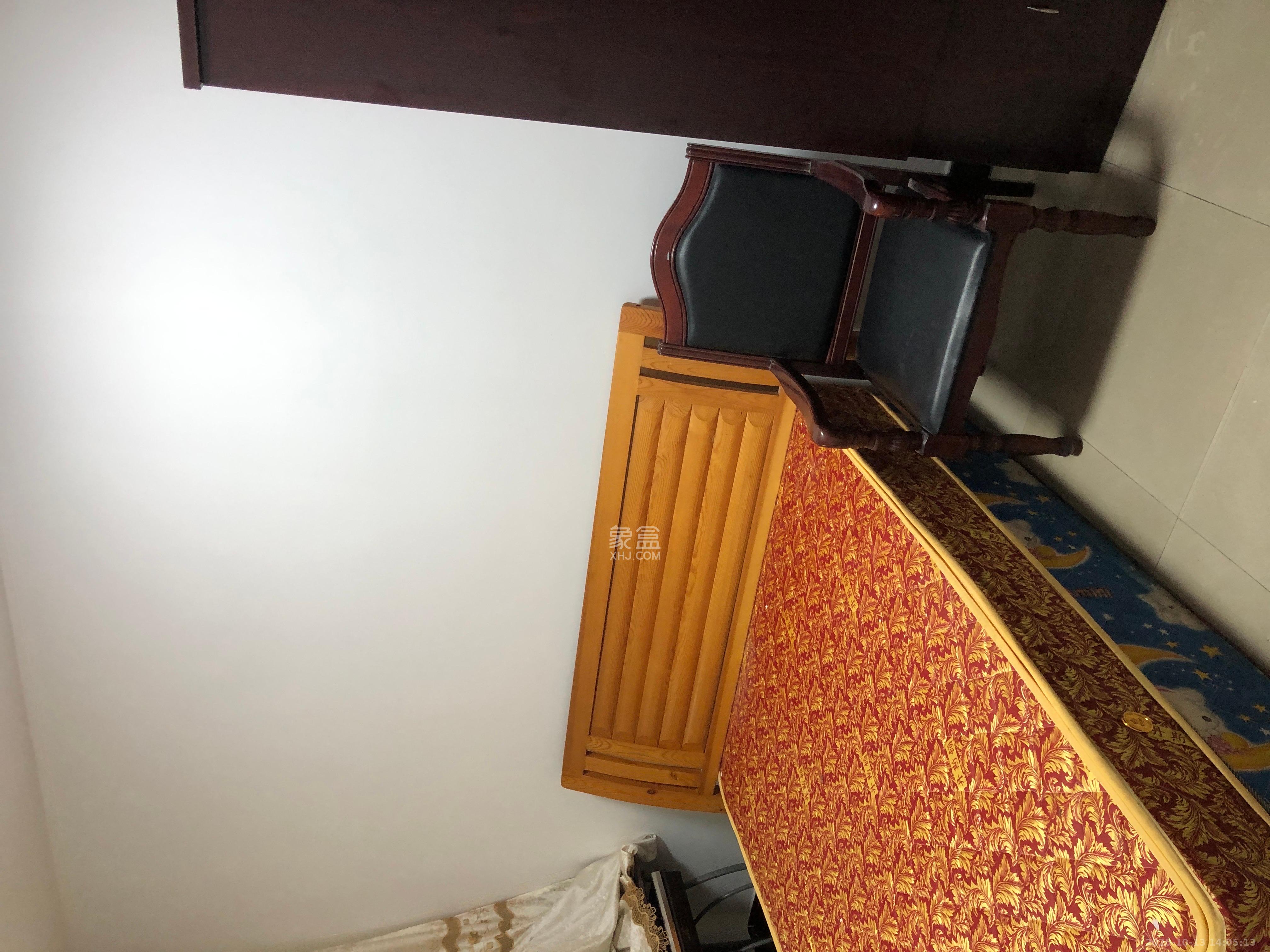 中南汽车世界  3室2厅1卫    1280.0元/月室内图