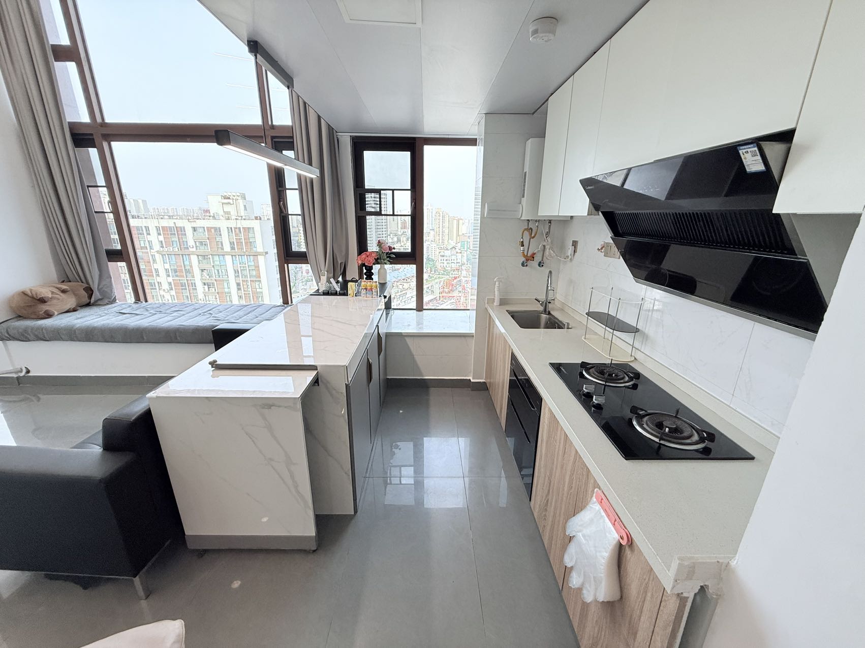 金龙城市广场二期  3室2厅2卫    3800.0元/月室内图