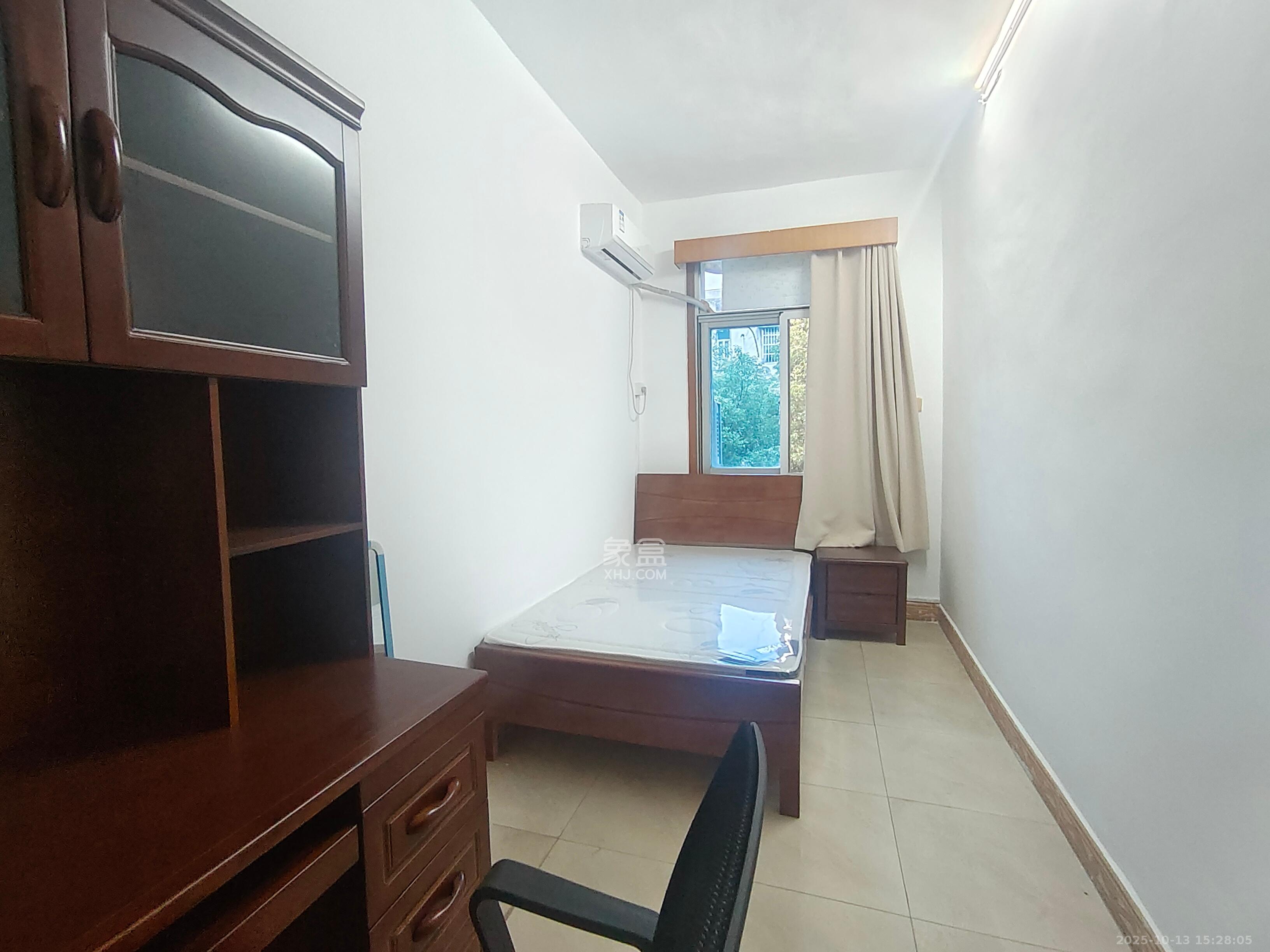 梅岭村 3室1厅1卫 2500.0元/月 梅岭村 3室1厅1卫 2500.0元/月室内图