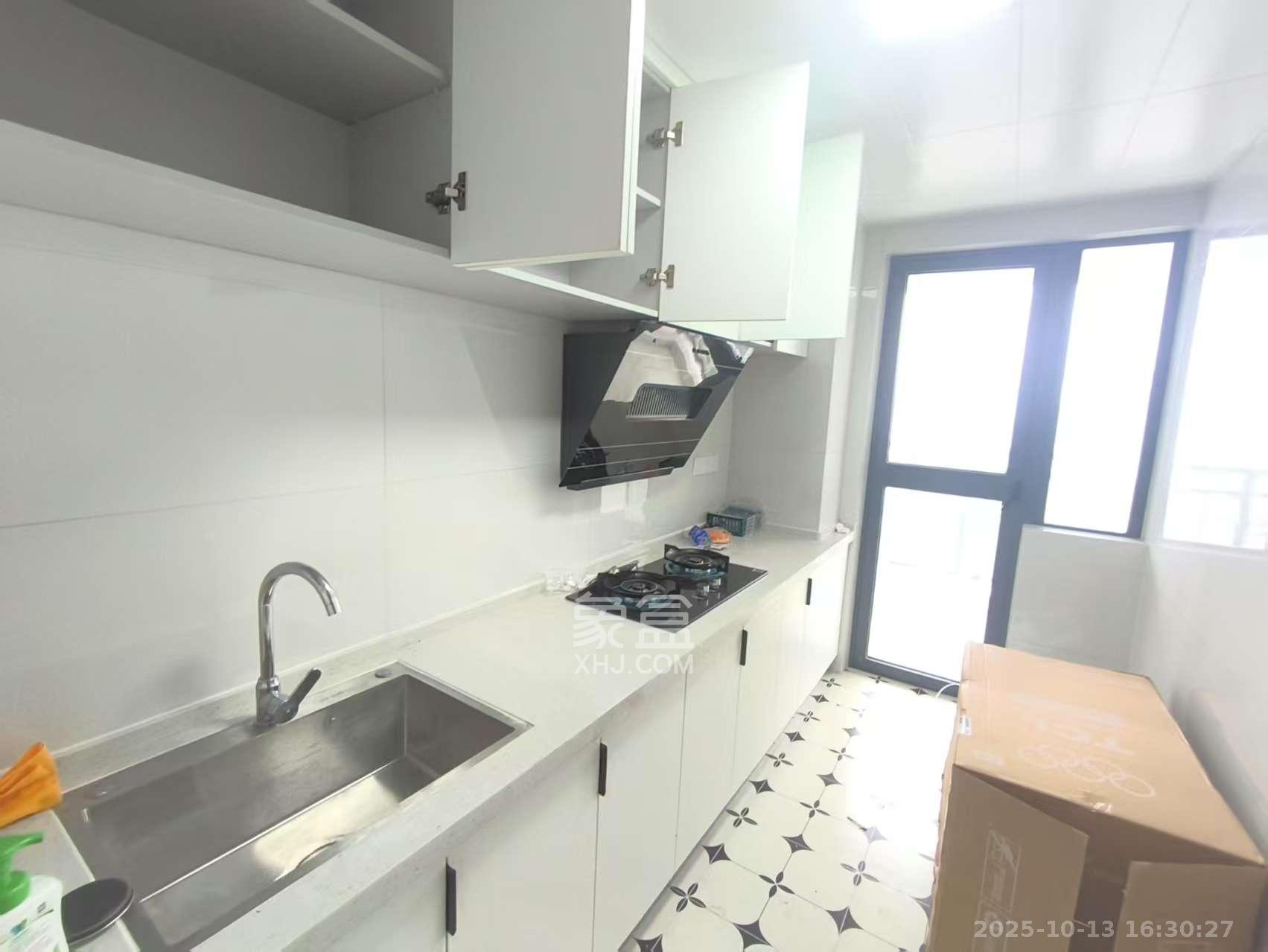 钱隆首府(福晟御园)  3室2厅1卫    3200.0元/月室内图