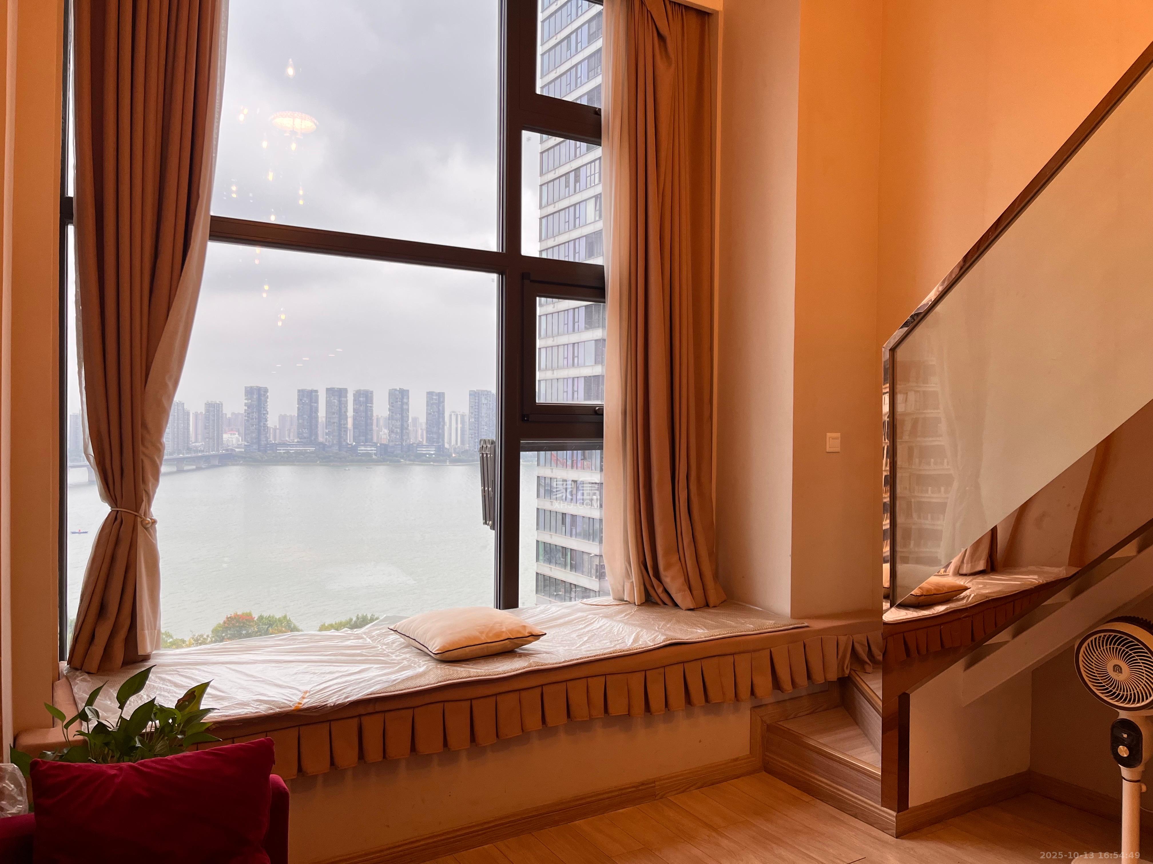 远洋外滩壹号 1室1厅1卫 2800.0元/月 远洋外滩壹号 1室1厅1卫 2800.0元/月室内图