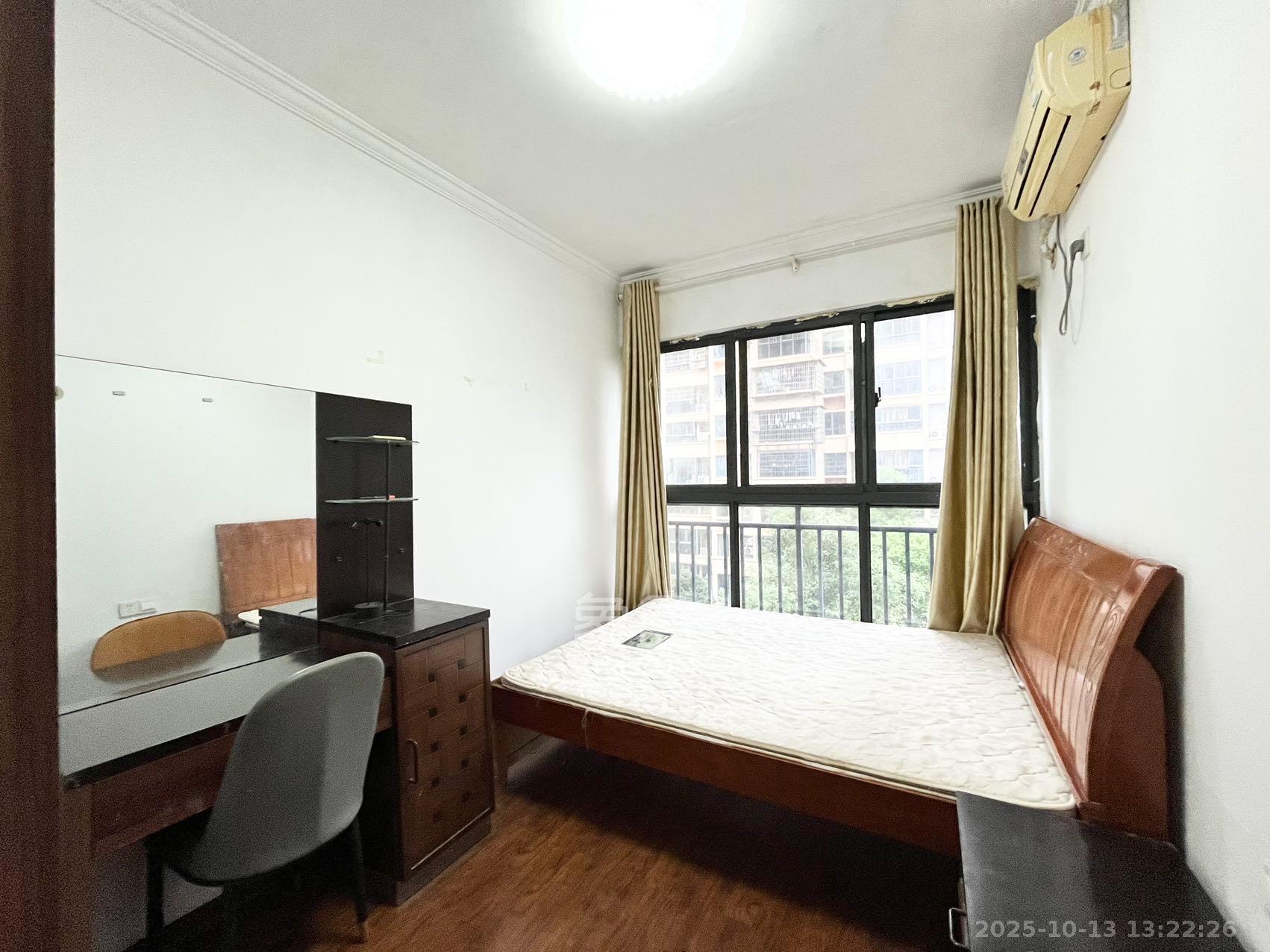 保利麓谷林语B区 3室2厅1卫 2100.0元/月 保利麓谷林语B区 3室2厅1卫 2100.0元/月室内图