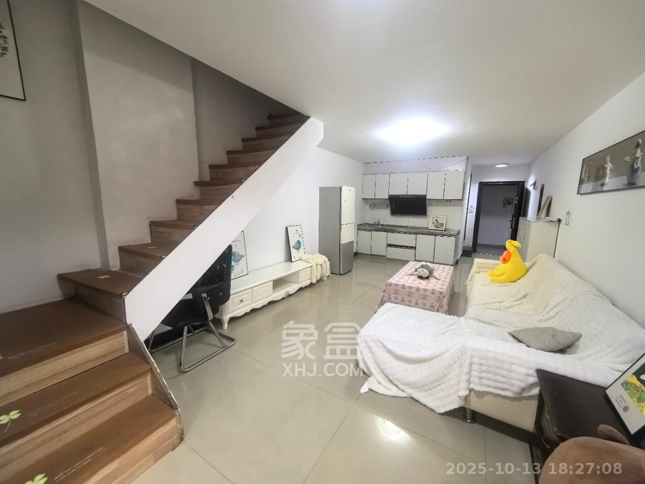 格蓝康都  1室1厅1卫    2380.0元/月室内图