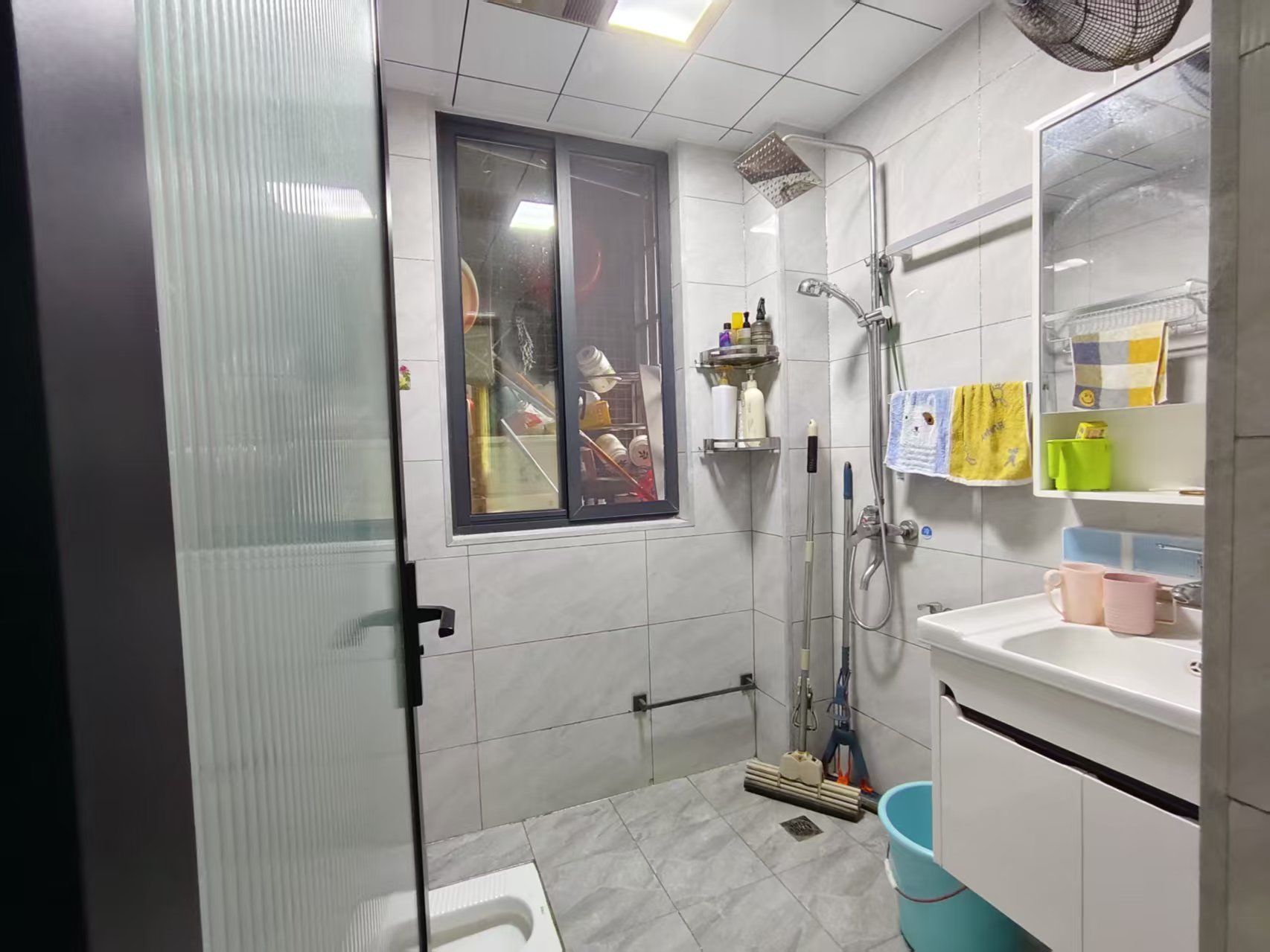 领秀资江 2室2厅1卫 1500.0元/月 领秀资江 2室2厅1卫 1500.0元/月室内图