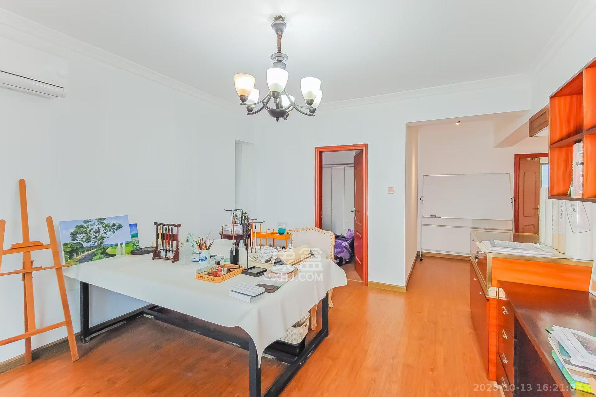 潮宗御苑 4室1厅2卫 7300.0元/月 潮宗御苑 4室1厅2卫 7300.0元/月室内图