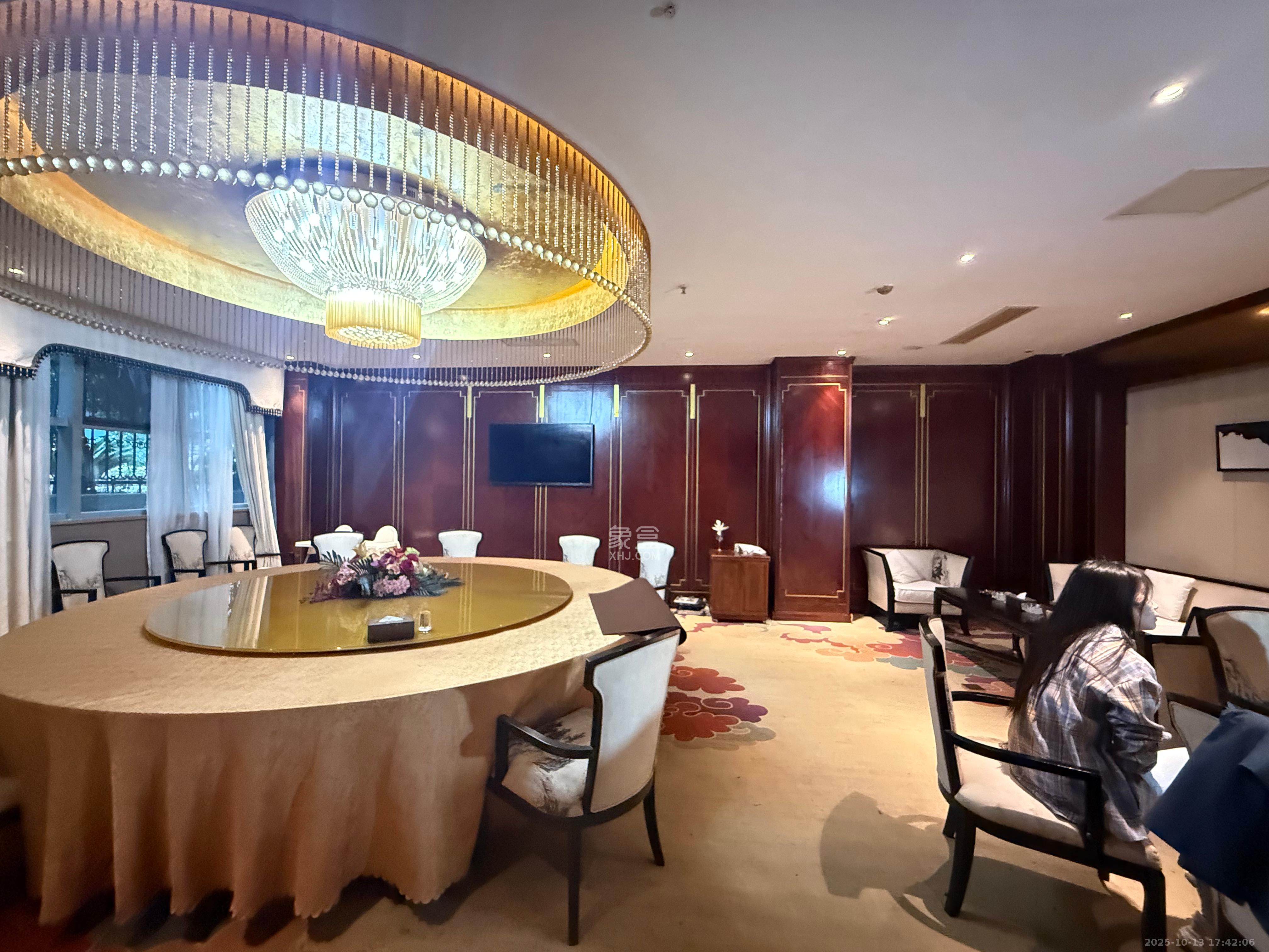 七里庙散盘   228.0㎡      28000.0元/月室内图