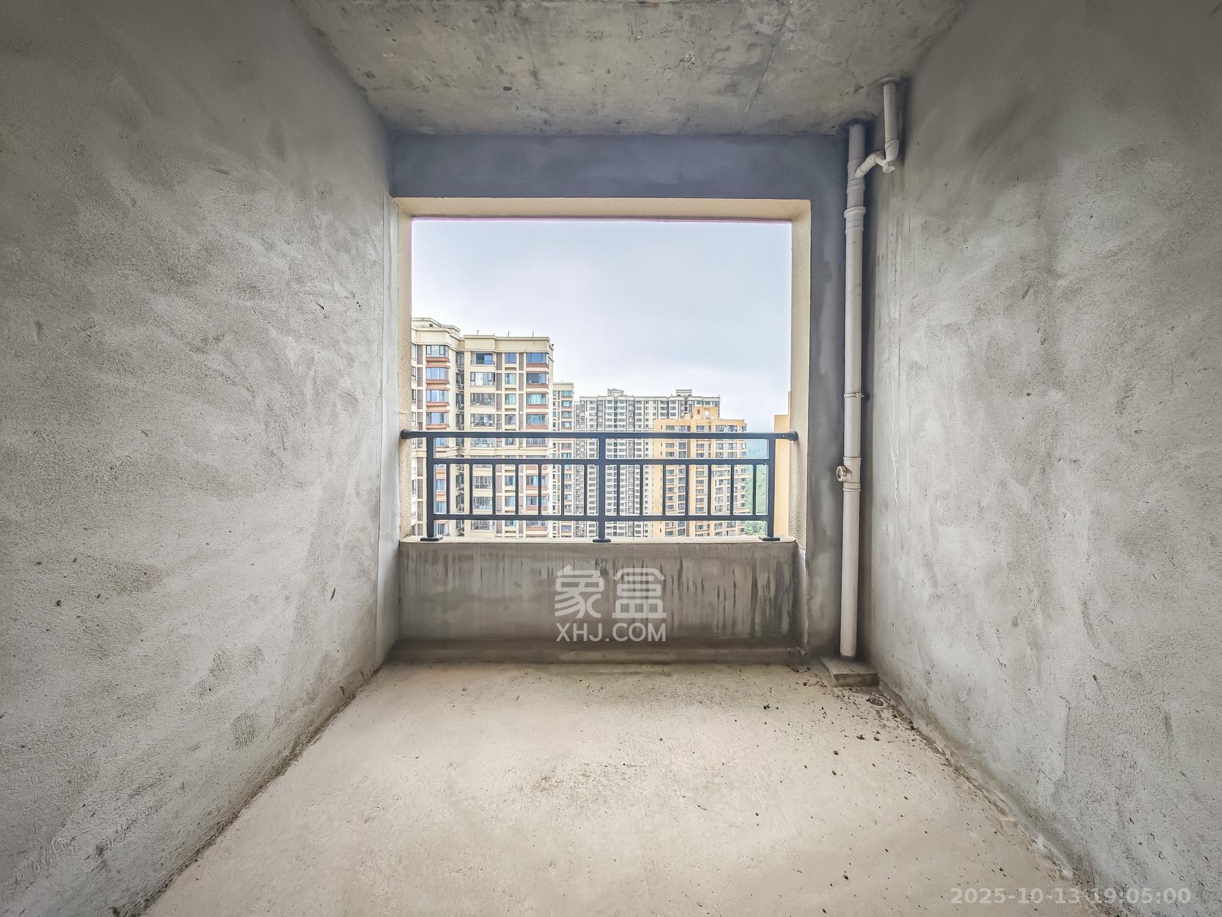 山语城三期  3室2厅2卫    81.6万 山语城三期  3室2厅2卫    81.6万卧室