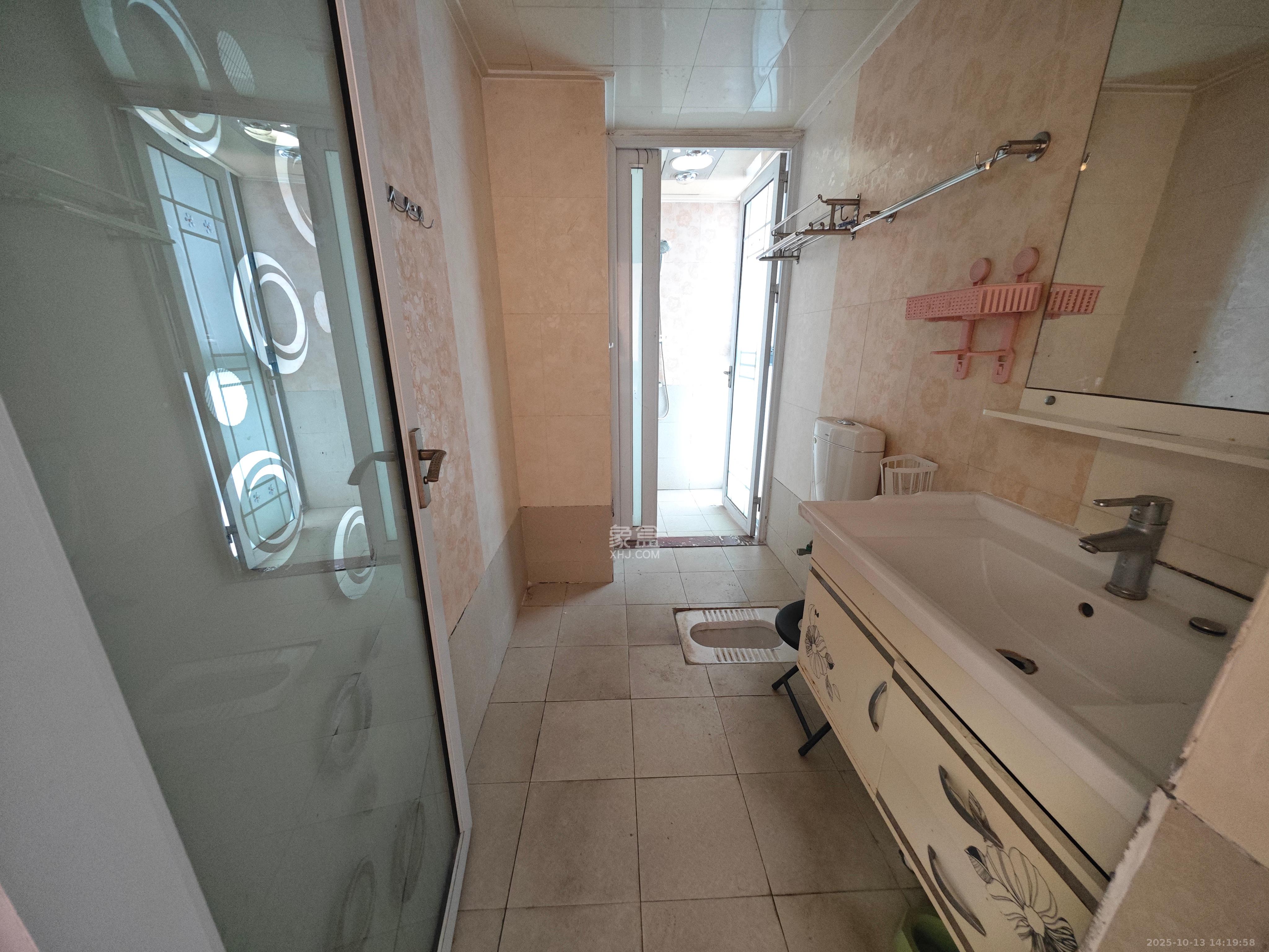 城南故事家园  2室2厅1卫    1800.0元/月 城南故事家园  2室2厅1卫    1800.0元/月室内图