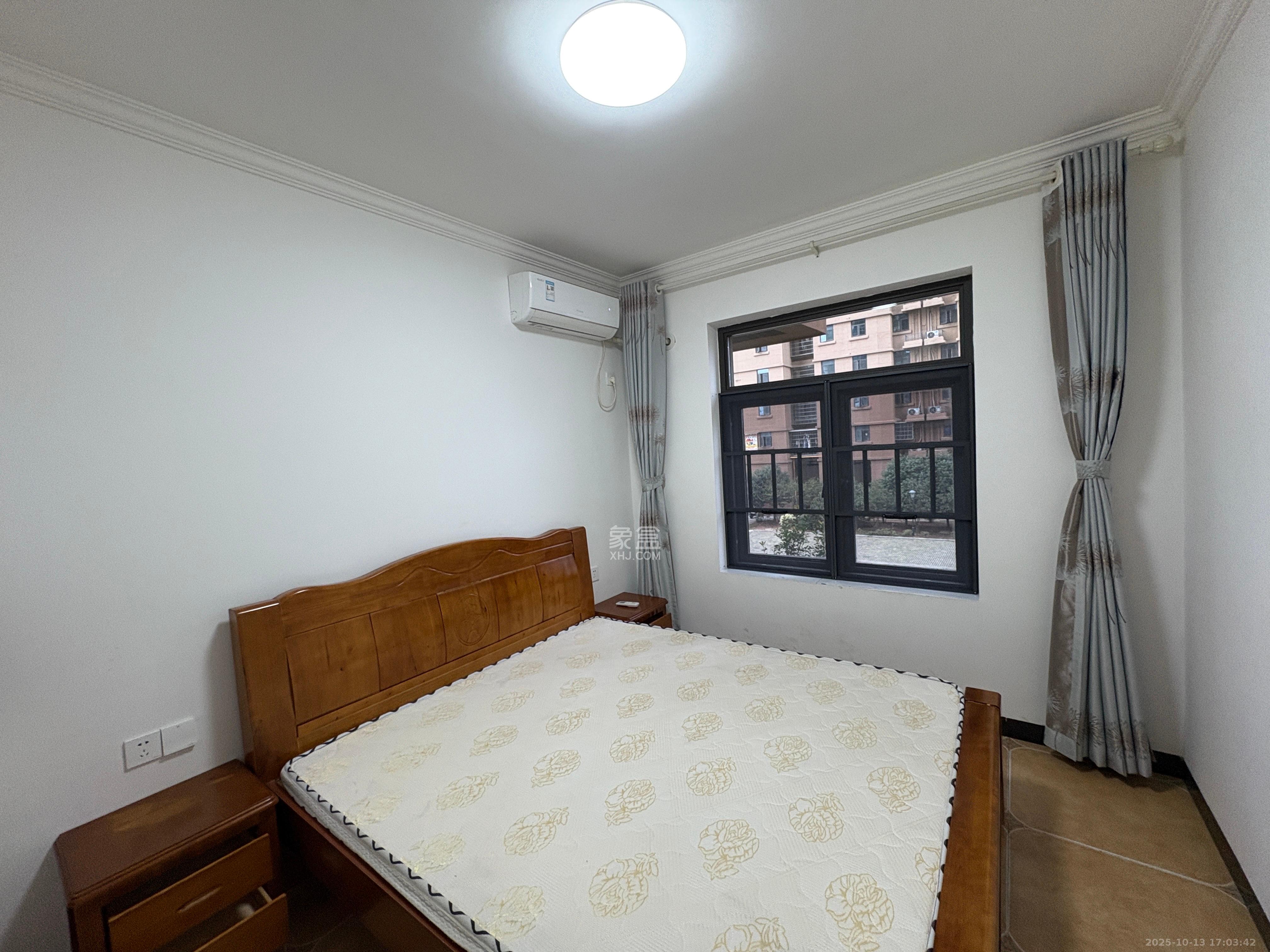 嘉雨兴园 2室1厅1卫 2500.0元/月 嘉雨兴园 2室1厅1卫 2500.0元/月室内图