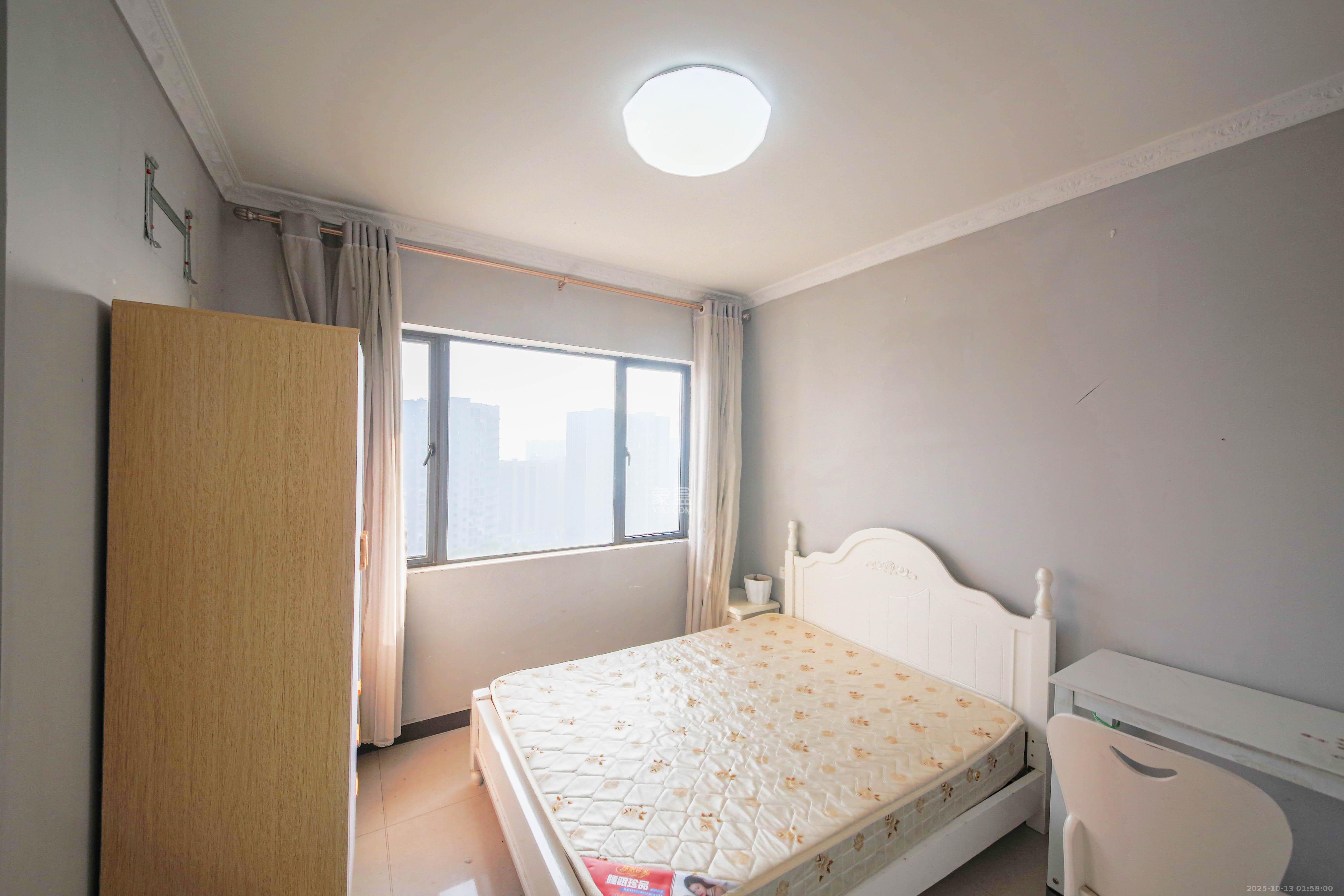 兴隆景苑  2室2厅1卫    65.0万卧室