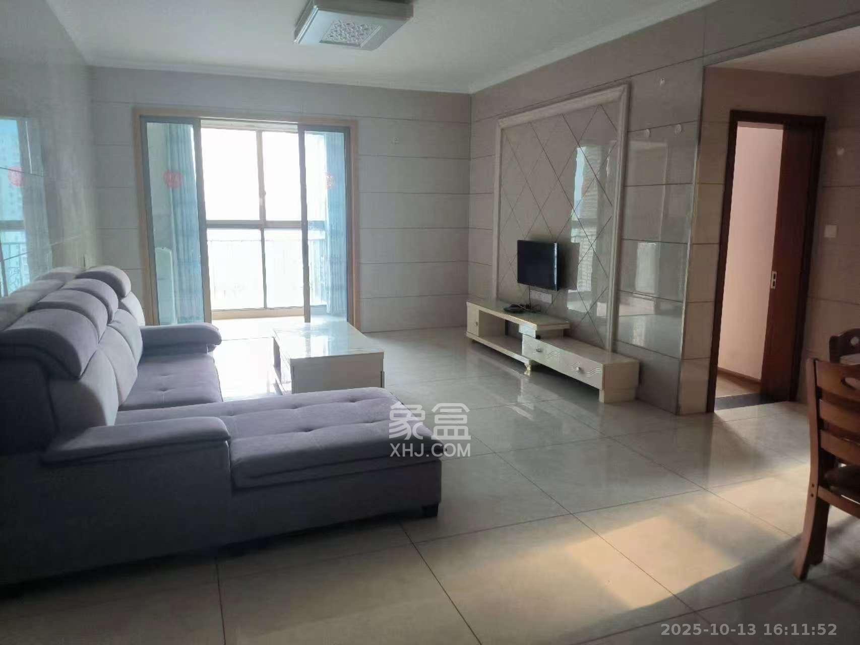 江山帝景雅典  2室2厅1卫    2200.0元/月 江山帝景雅典  2室2厅1卫    2200.0元/月