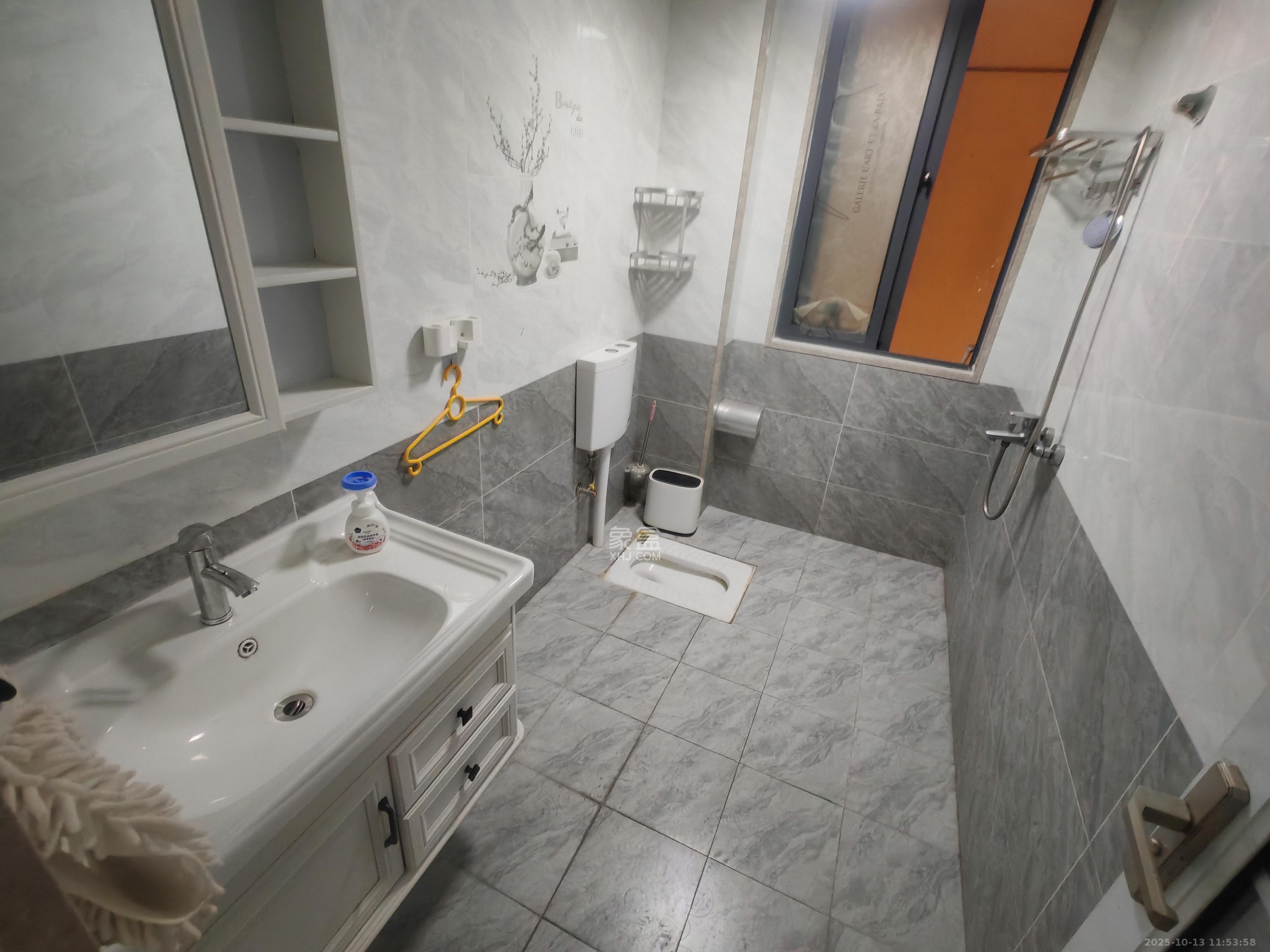 西湖鸿运佳苑 1室0厅0卫 2400.0元/月 西湖鸿运佳苑 1室0厅0卫 2400.0元/月室内图