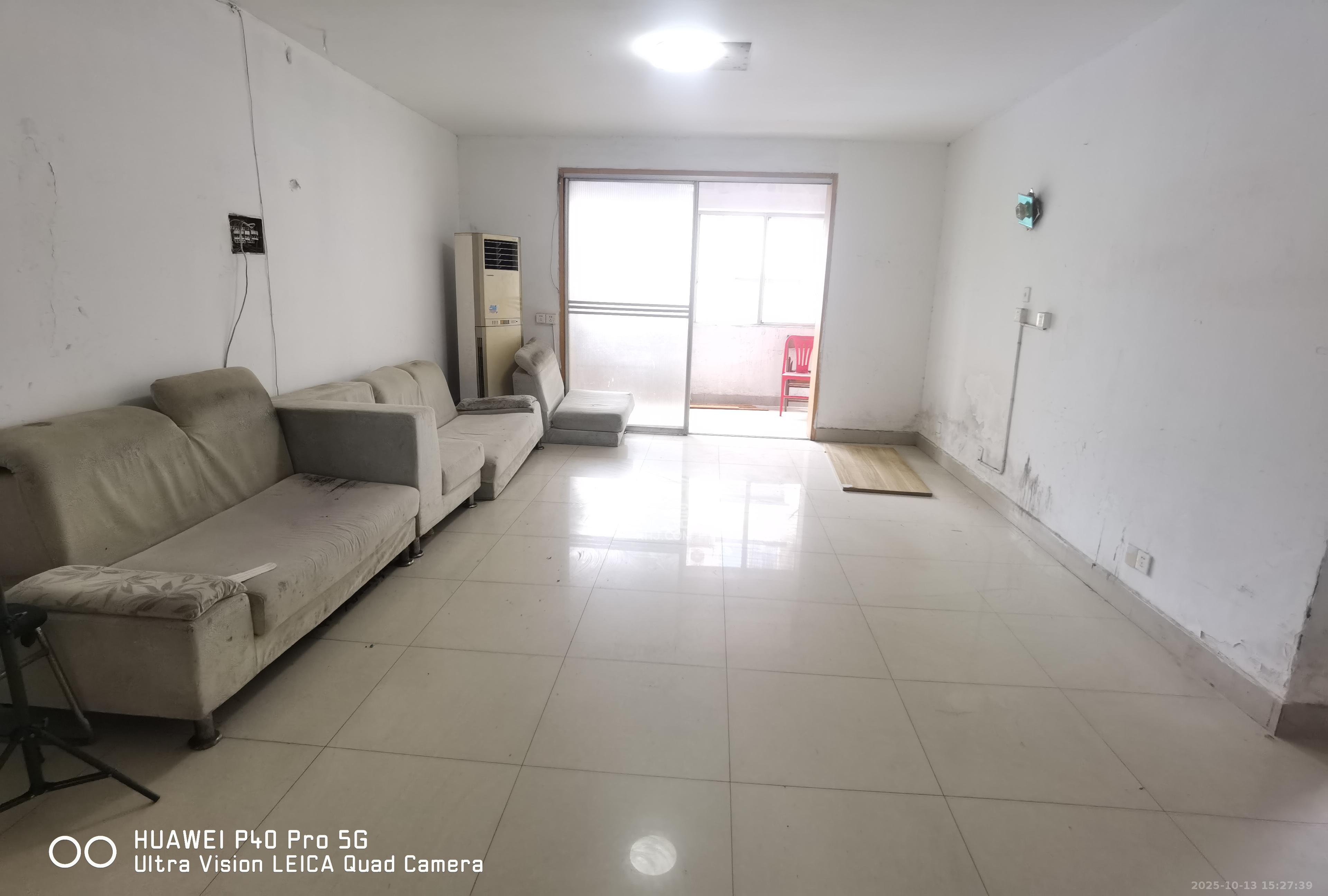 涂北社区-涂北新村  1室2厅1卫    2300.0元/月