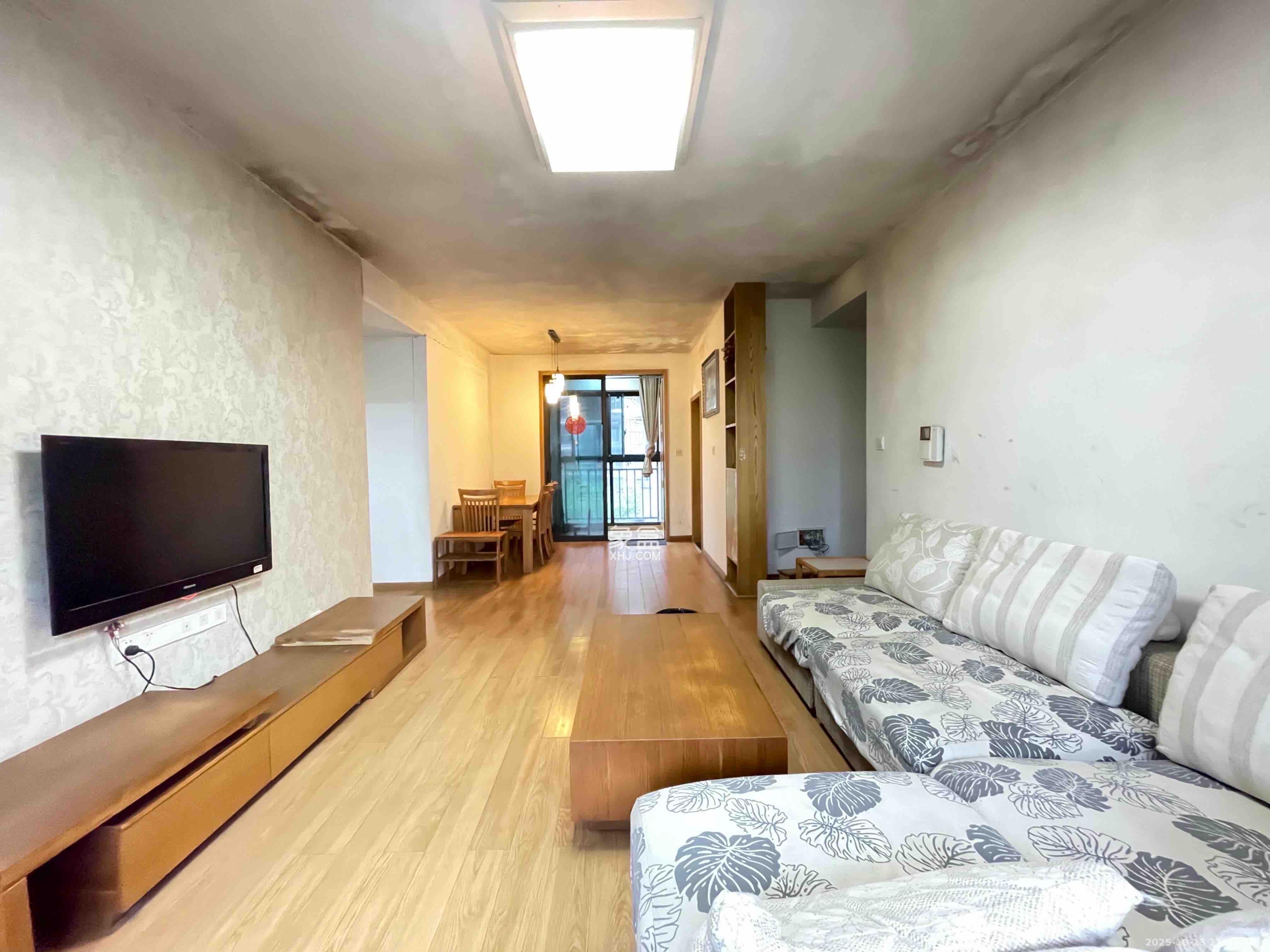 保利麓谷林语B区  1室1厅1卫    790.0元/月室内图