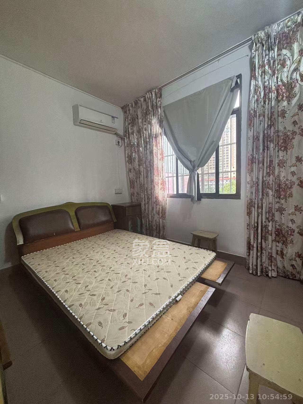 朝阳一、二村  1室1厅1卫    1200.0元/月室内图