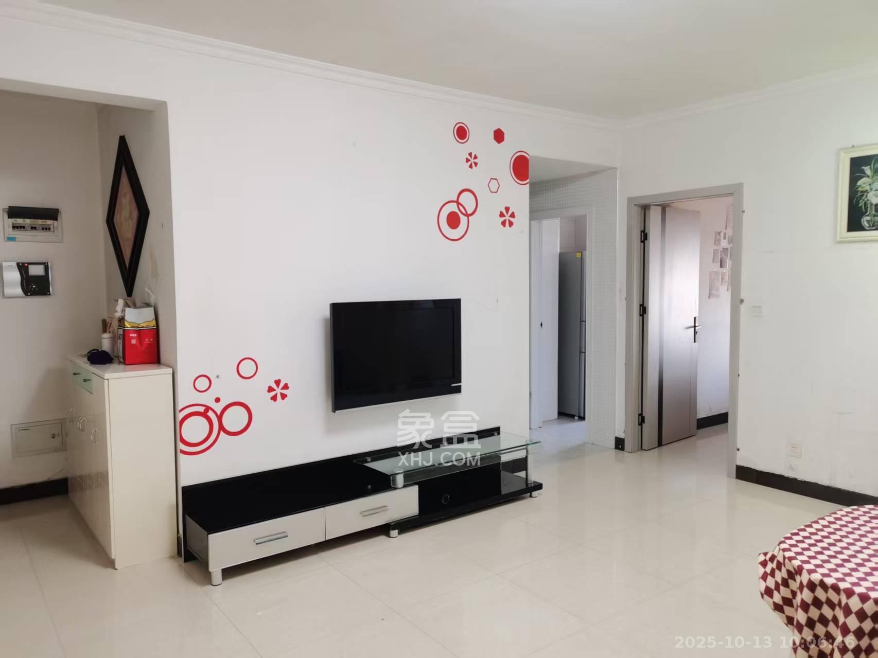 通华天都  1室1厅1卫    1800.0元/月室内图