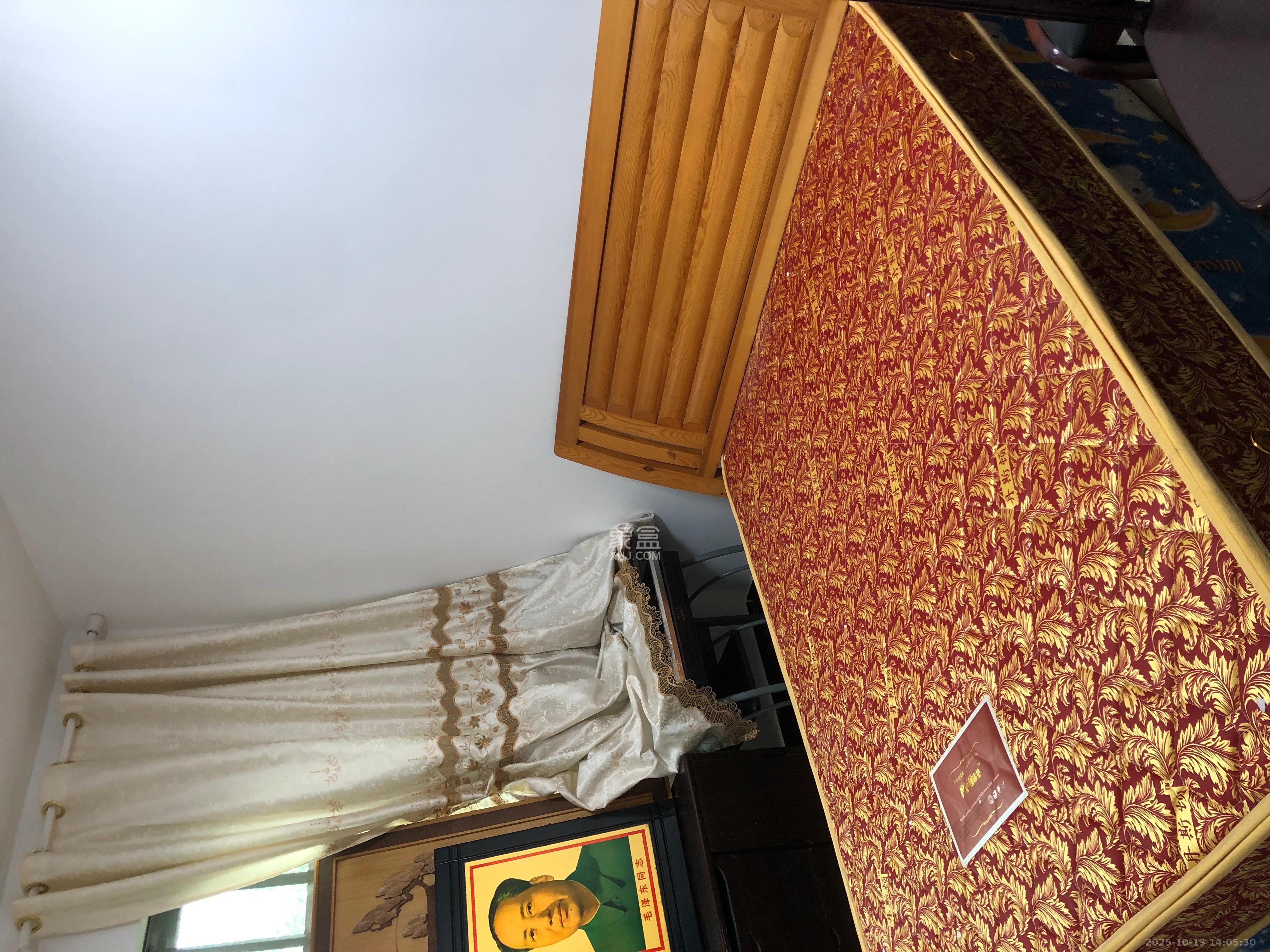 中南汽车世界  3室2厅1卫    1280.0元/月室内图