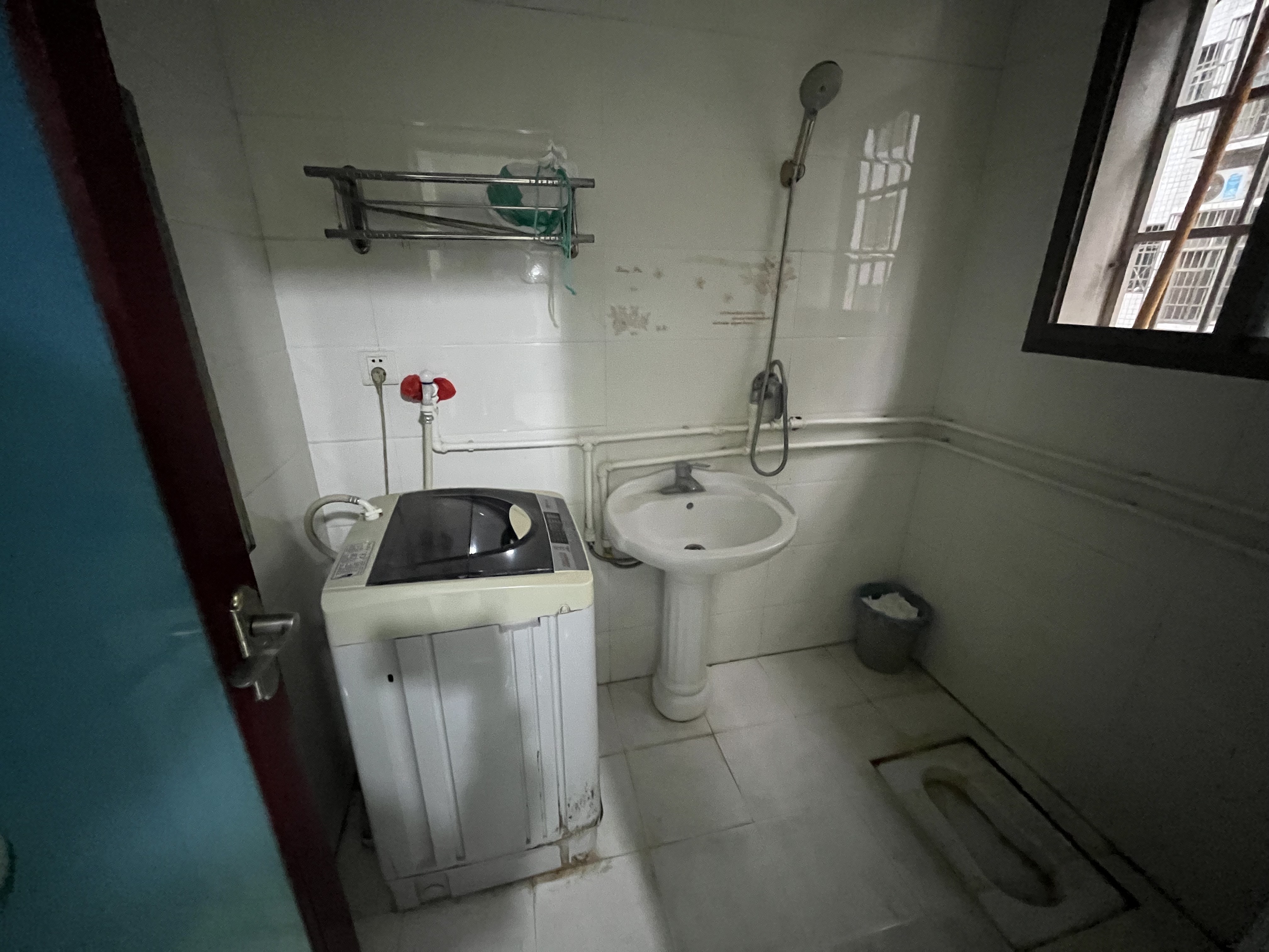 罗家小区西区  2室1厅1卫    700.0元/月室内图