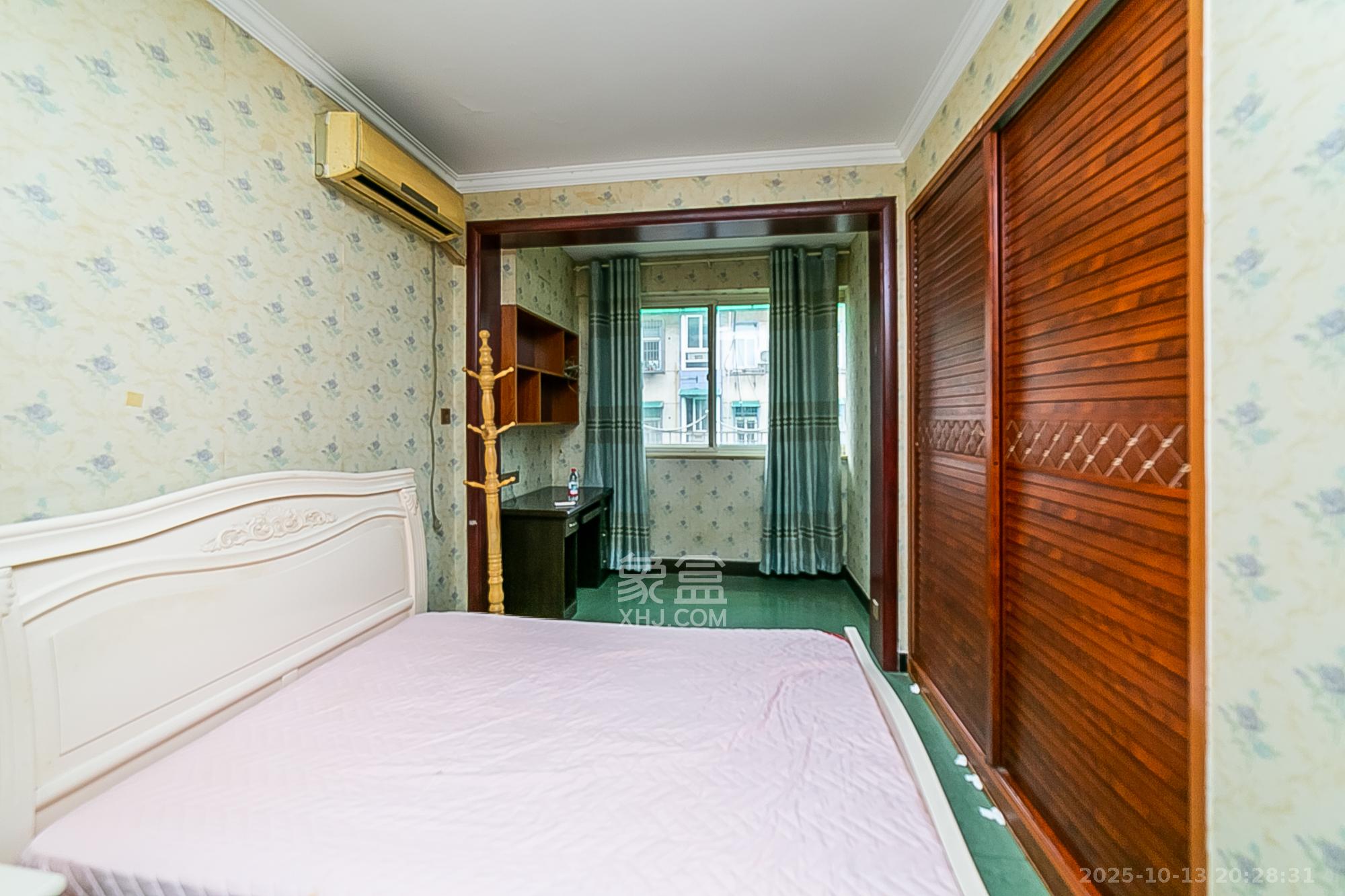 天翔新新家园  2室2厅1卫    42.0万卧室