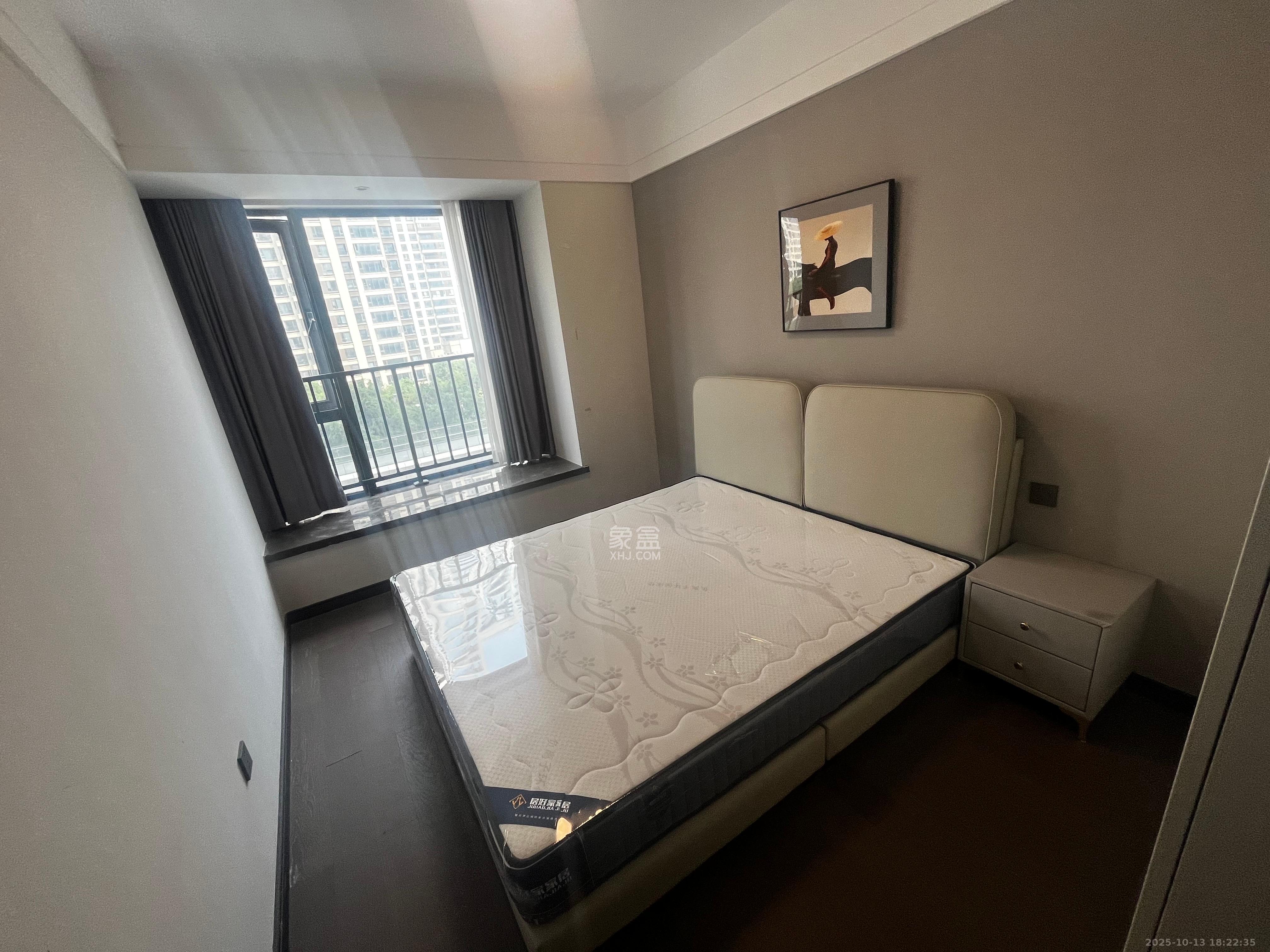 绿地麓云国际 1室0厅0卫 6000.0元/月 绿地麓云国际 1室0厅0卫 6000.0元/月室内图