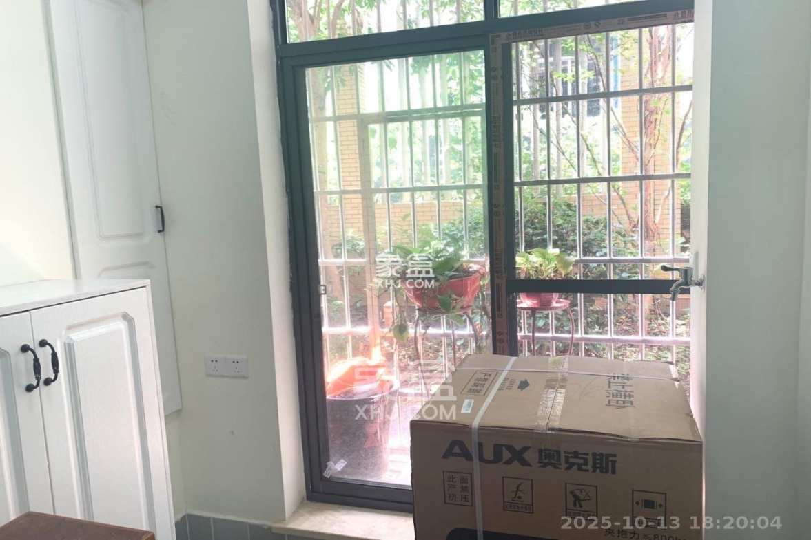 丰园城(鄱阳小区二期) 1室1厅1卫 1100.0元/月 丰园城(鄱阳小区二期) 1室1厅1卫 1100.0元/月室内图