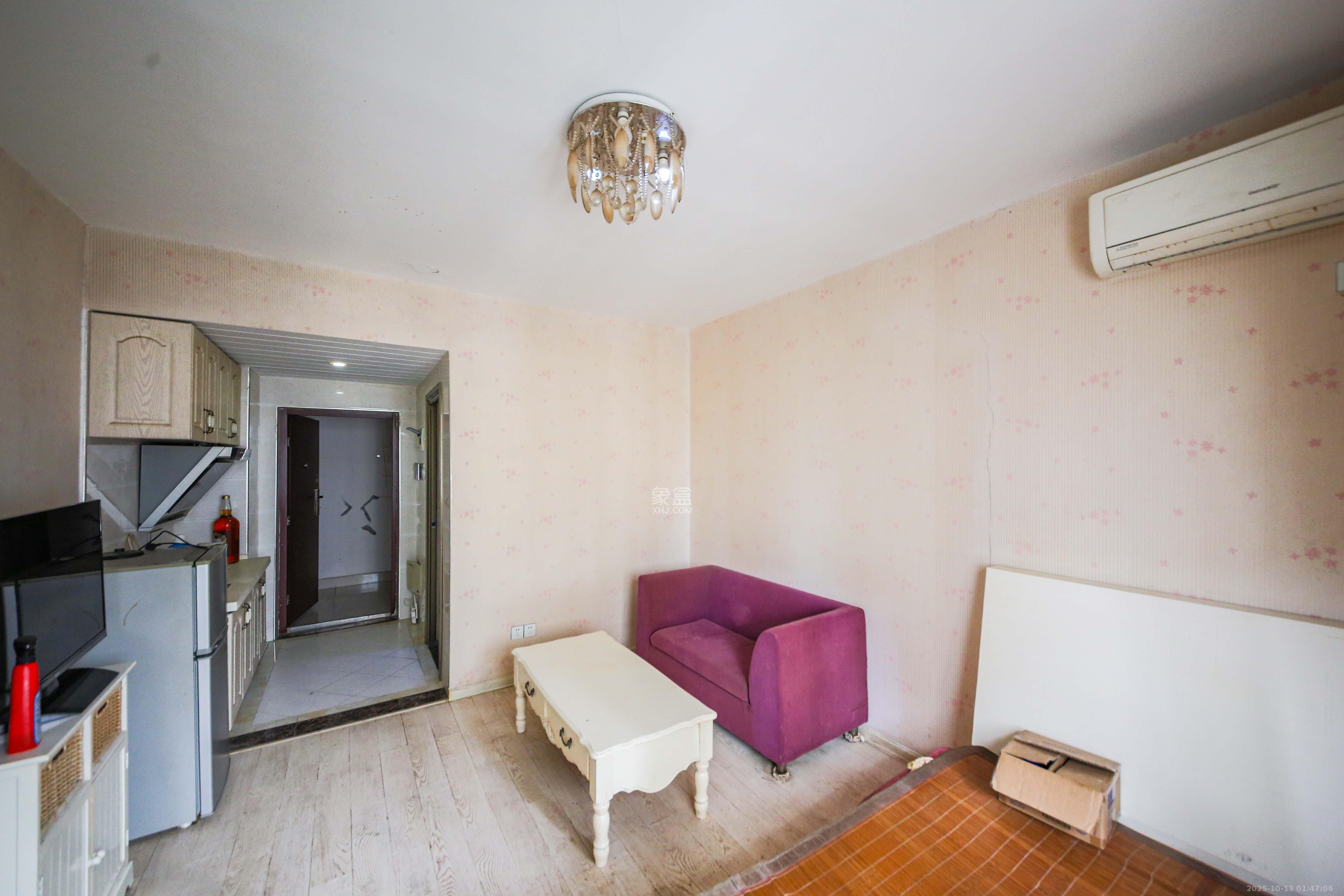 克拉美丽山庄(晟领国际) 1室1厅1卫 18.0万 克拉美丽山庄(晟领国际) 1室1厅1卫 18.0万卧室