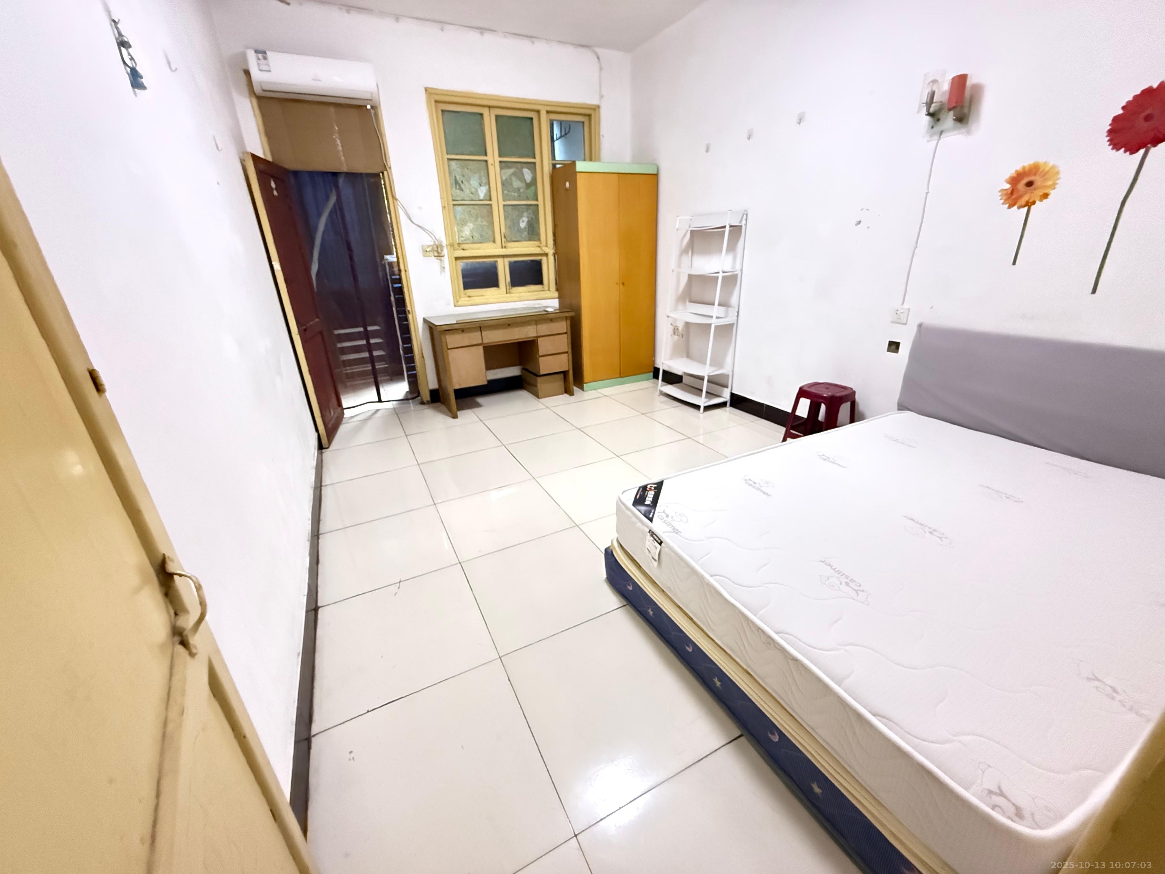 工农新村(工农桥社区) 1室1厅1卫 1000.0元/月 工农新村(工农桥社区) 1室1厅1卫 1000.0元/月室内图