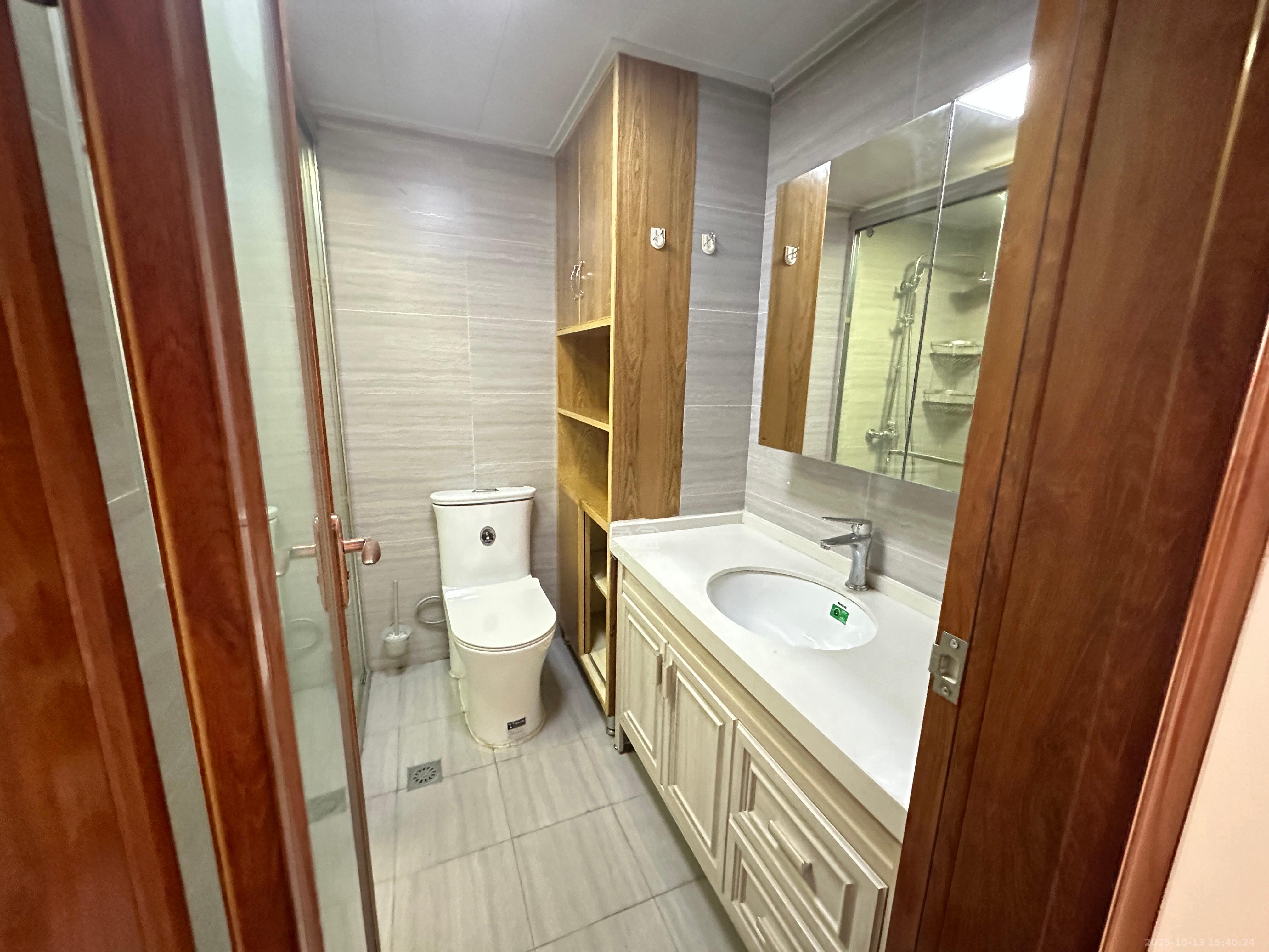 保利国际广场 1室1厅1卫 3500.0元/月 保利国际广场 1室1厅1卫 3500.0元/月室内图