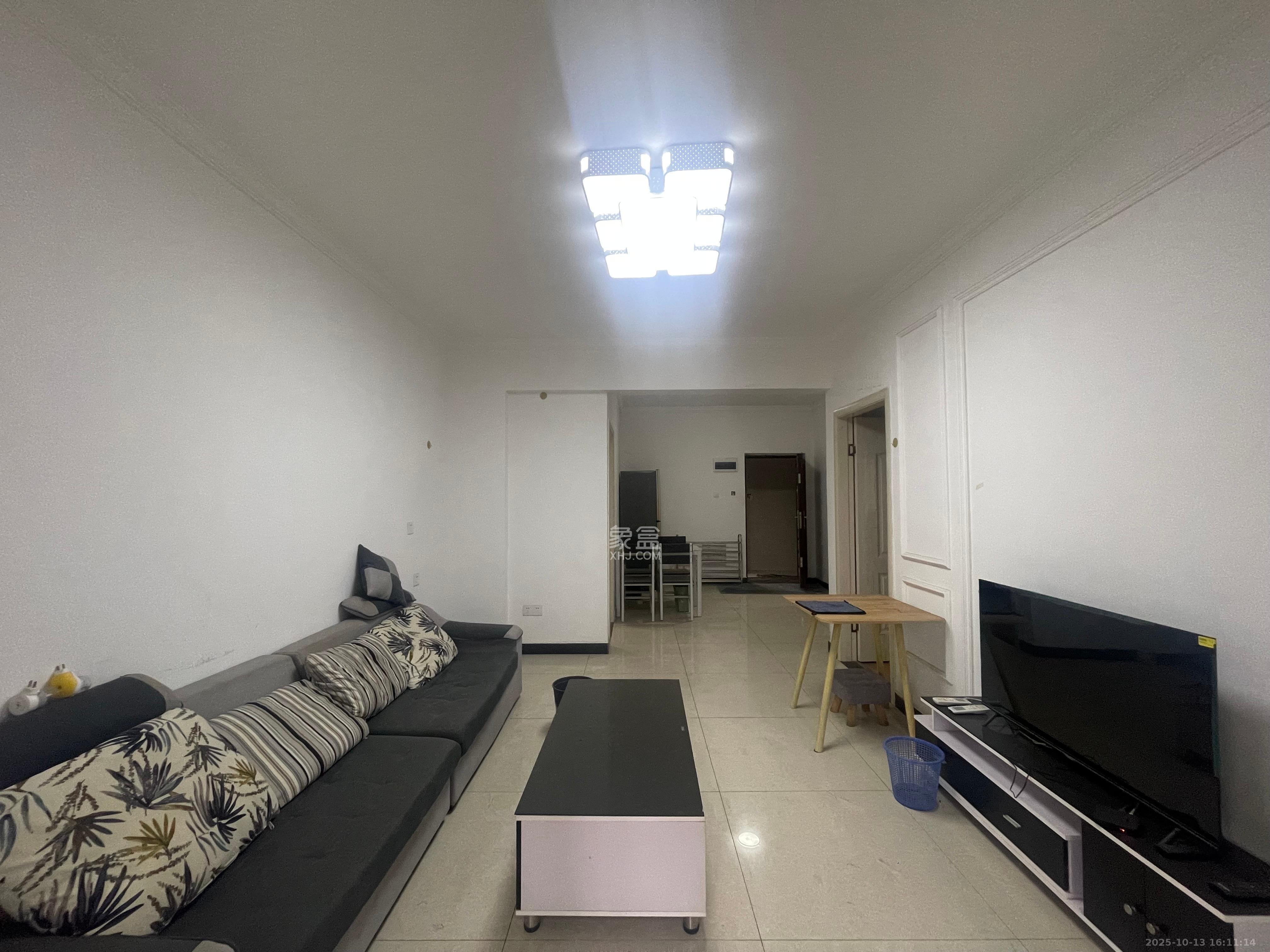 盛世耀凯  2室2厅1卫    2000.0元/月室内图