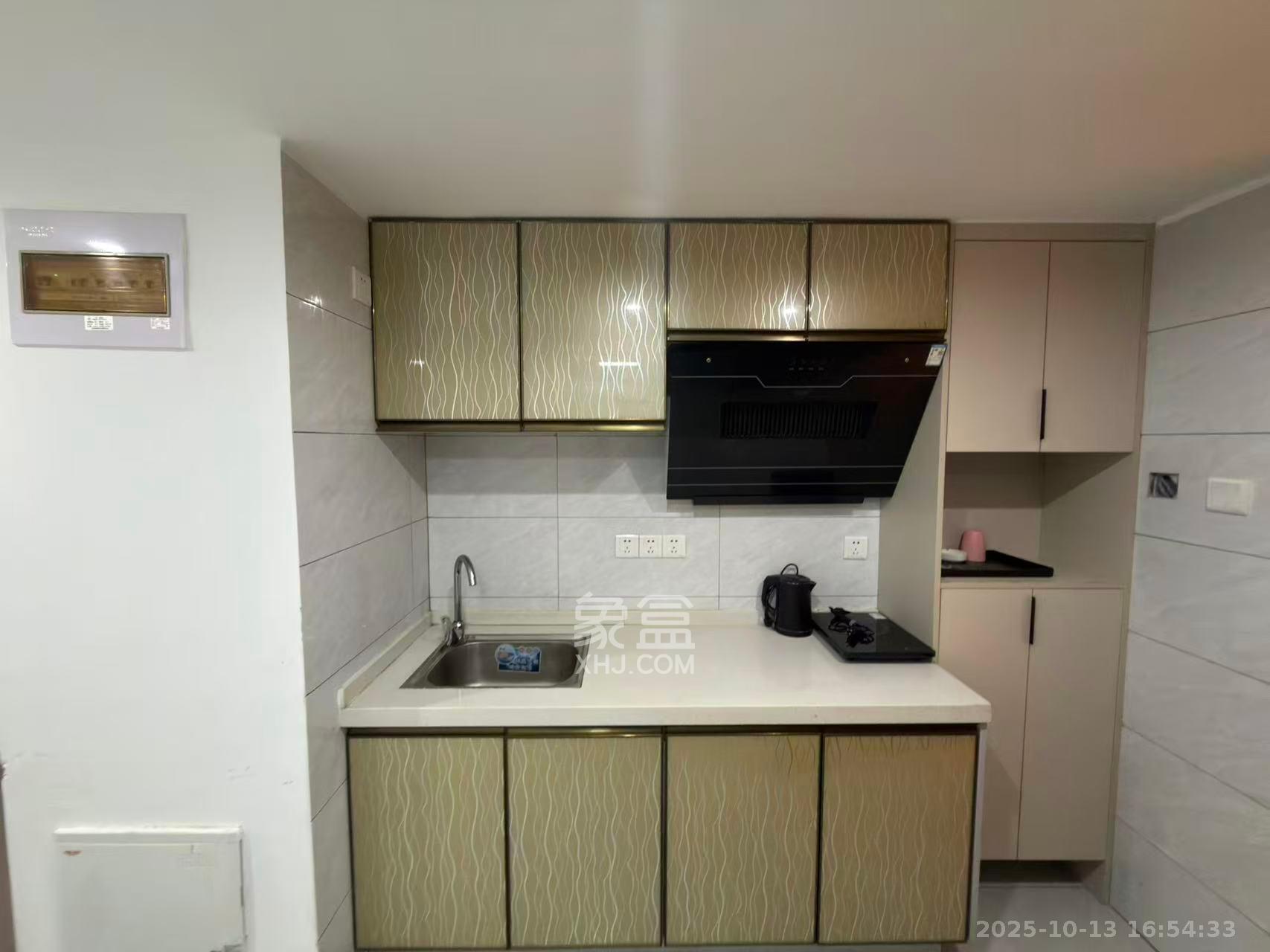 时代MOMA云PARK  2室1厅1卫    2200.0元/月 时代MOMA云PARK  2室1厅1卫    2200.0元/月室内图