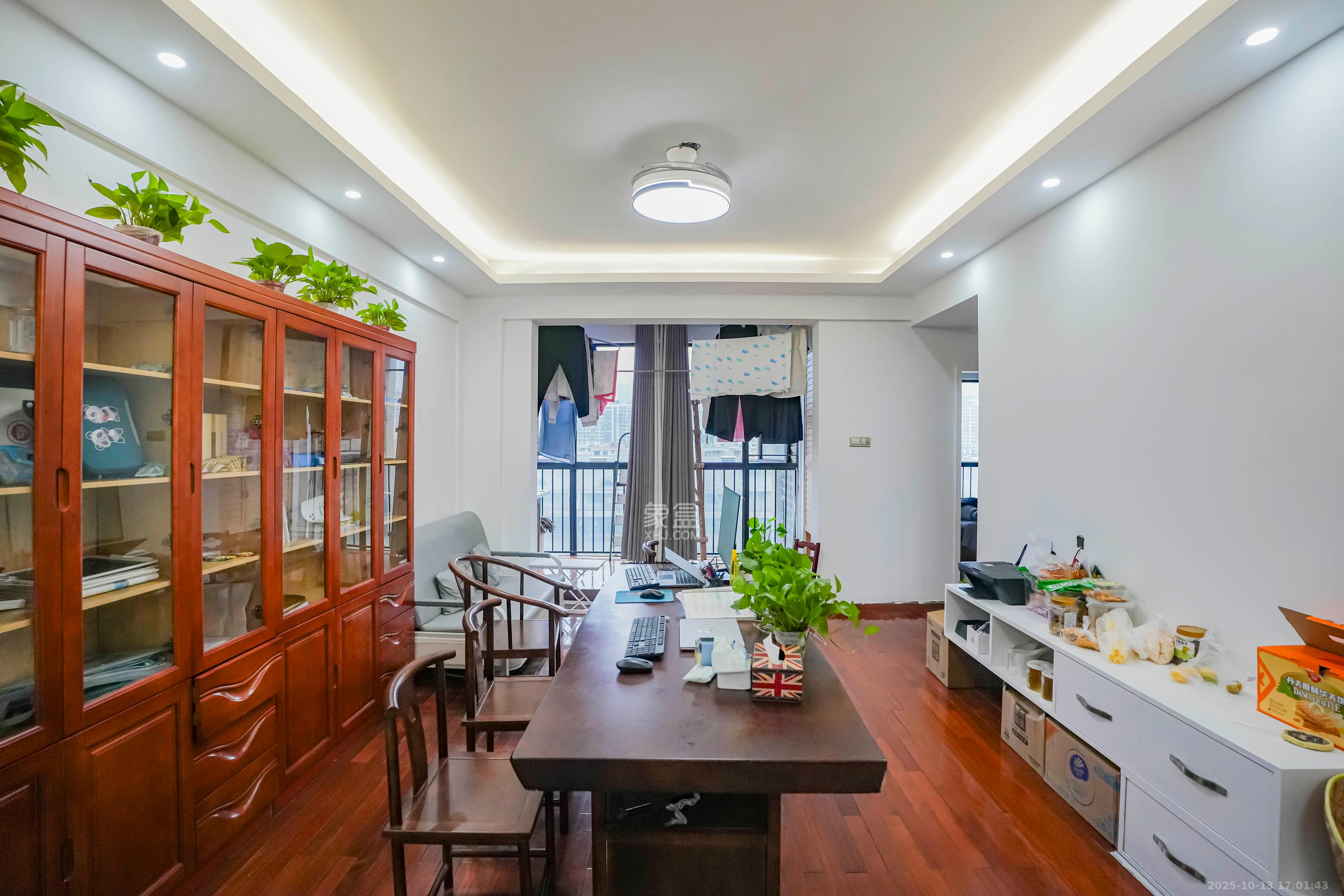 金土地第一湾  2室2厅1卫    72.0万