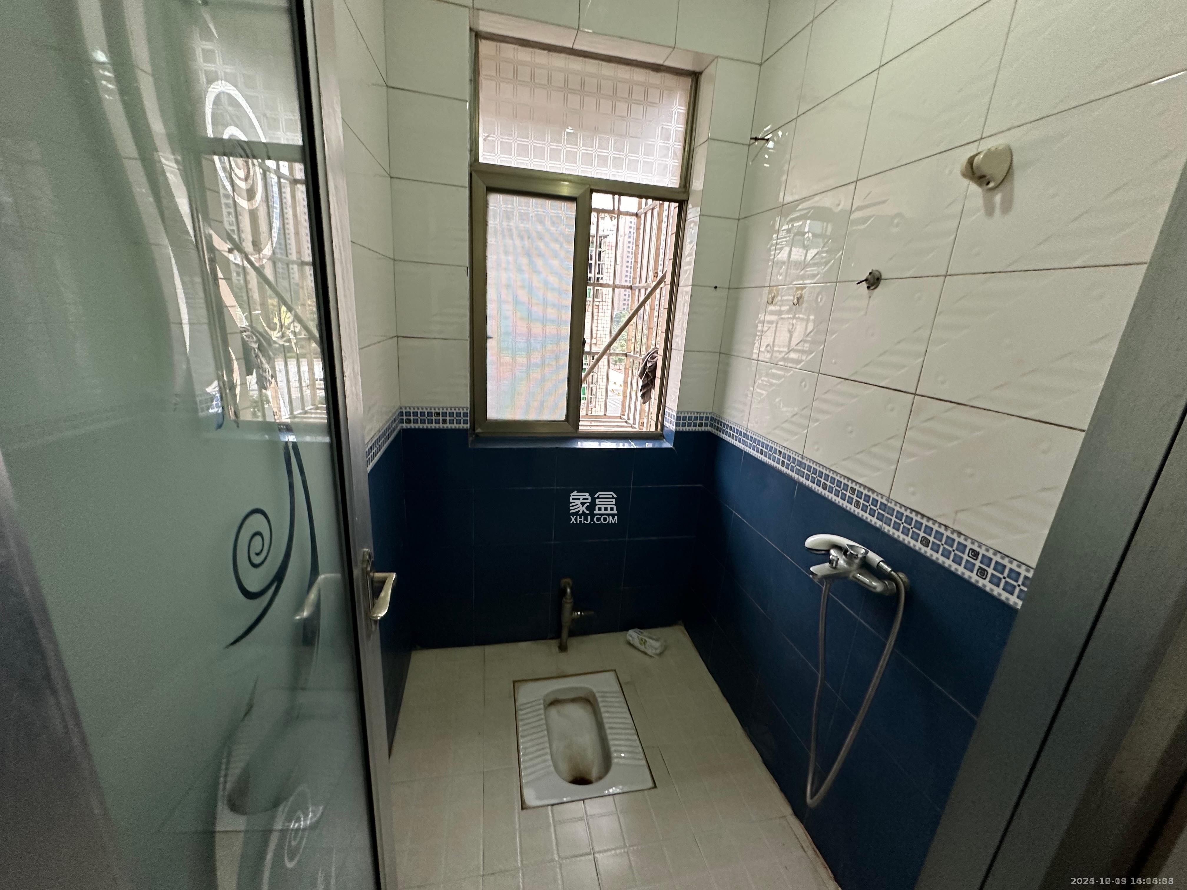 和平小区  2室1厅1卫    1200.0元/月室内图