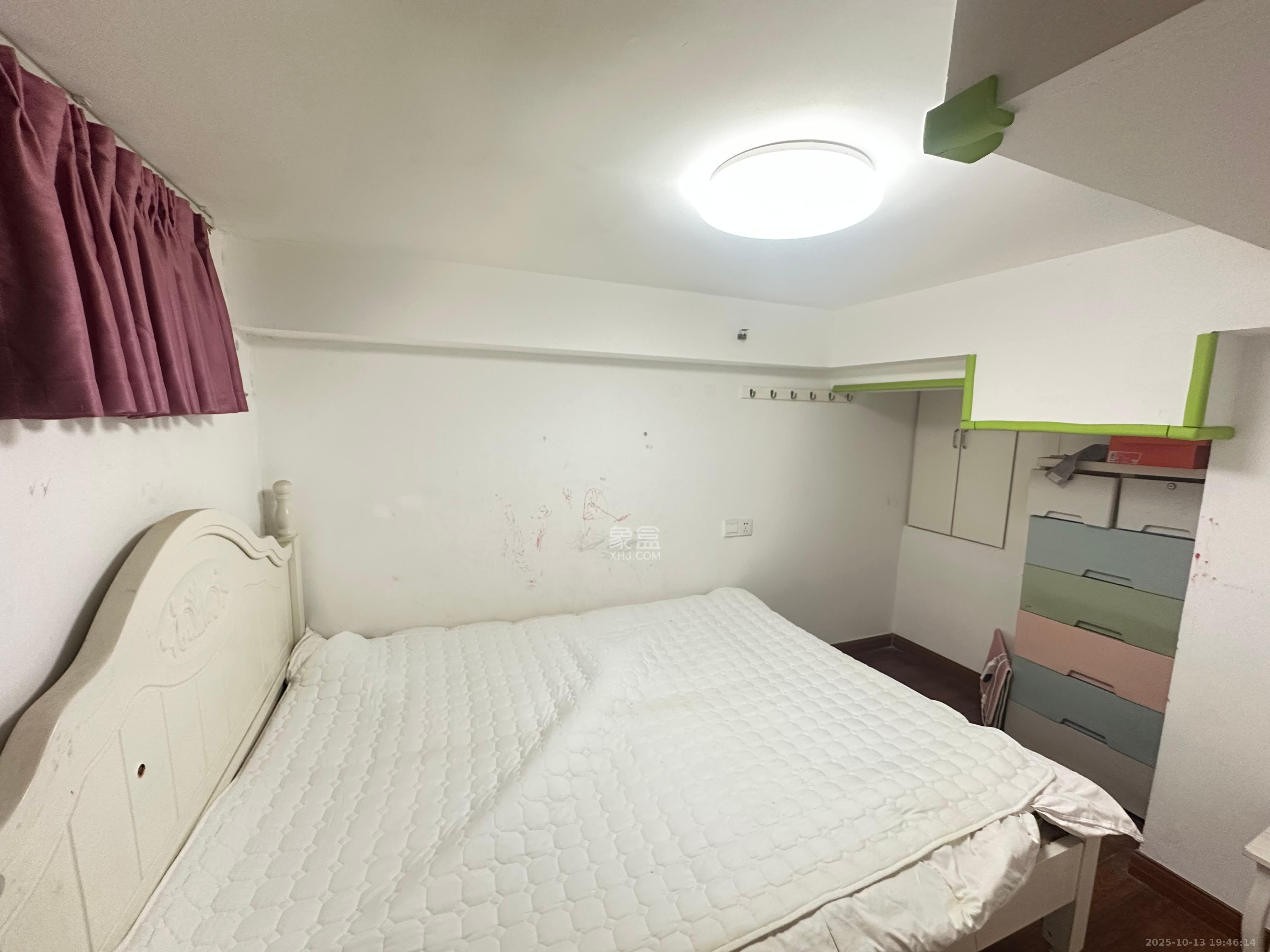 达美溪湖湾  3室1厅2卫    1900.0元/月室内图